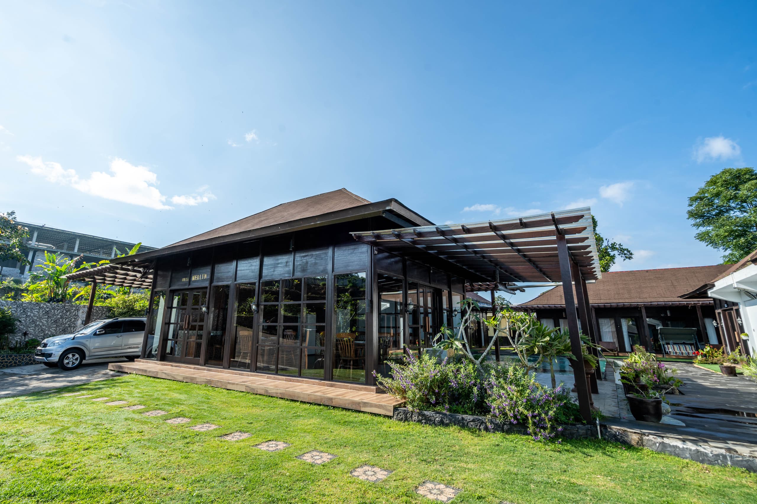 Luxury villa in Munduk Bali with Private Jacuzzi — photo 5