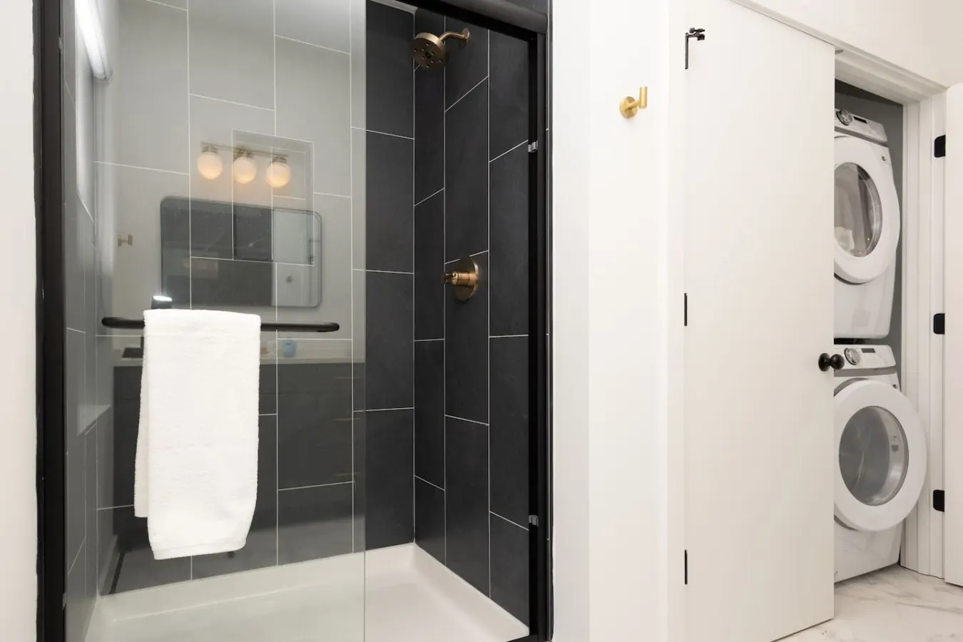 SoKno Townhouse w/Rooftop ~ 1 Mile to Campus & DT 8