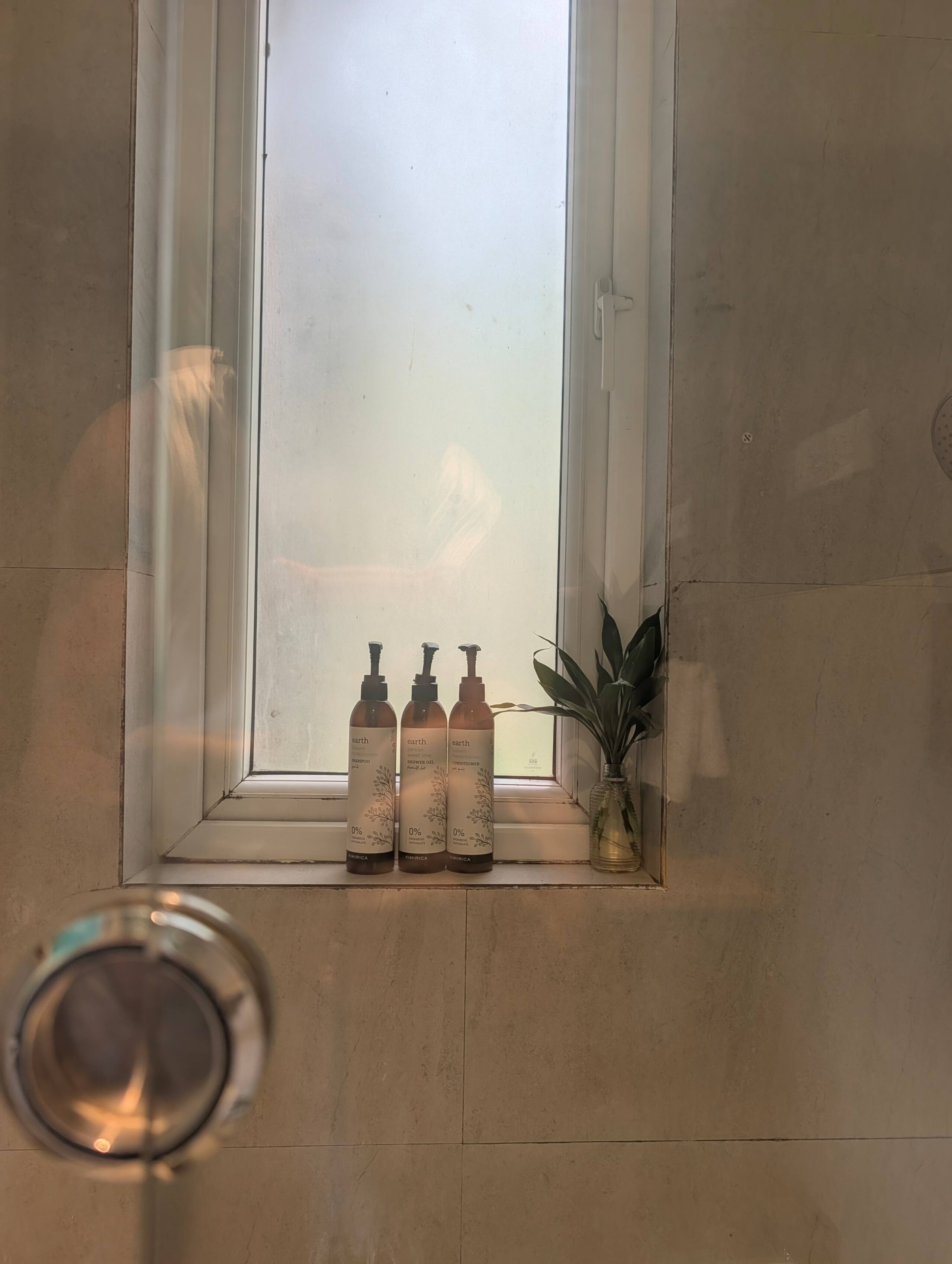 Sun-Kissed Studio: Delightful 1BR Retreat w pool 18