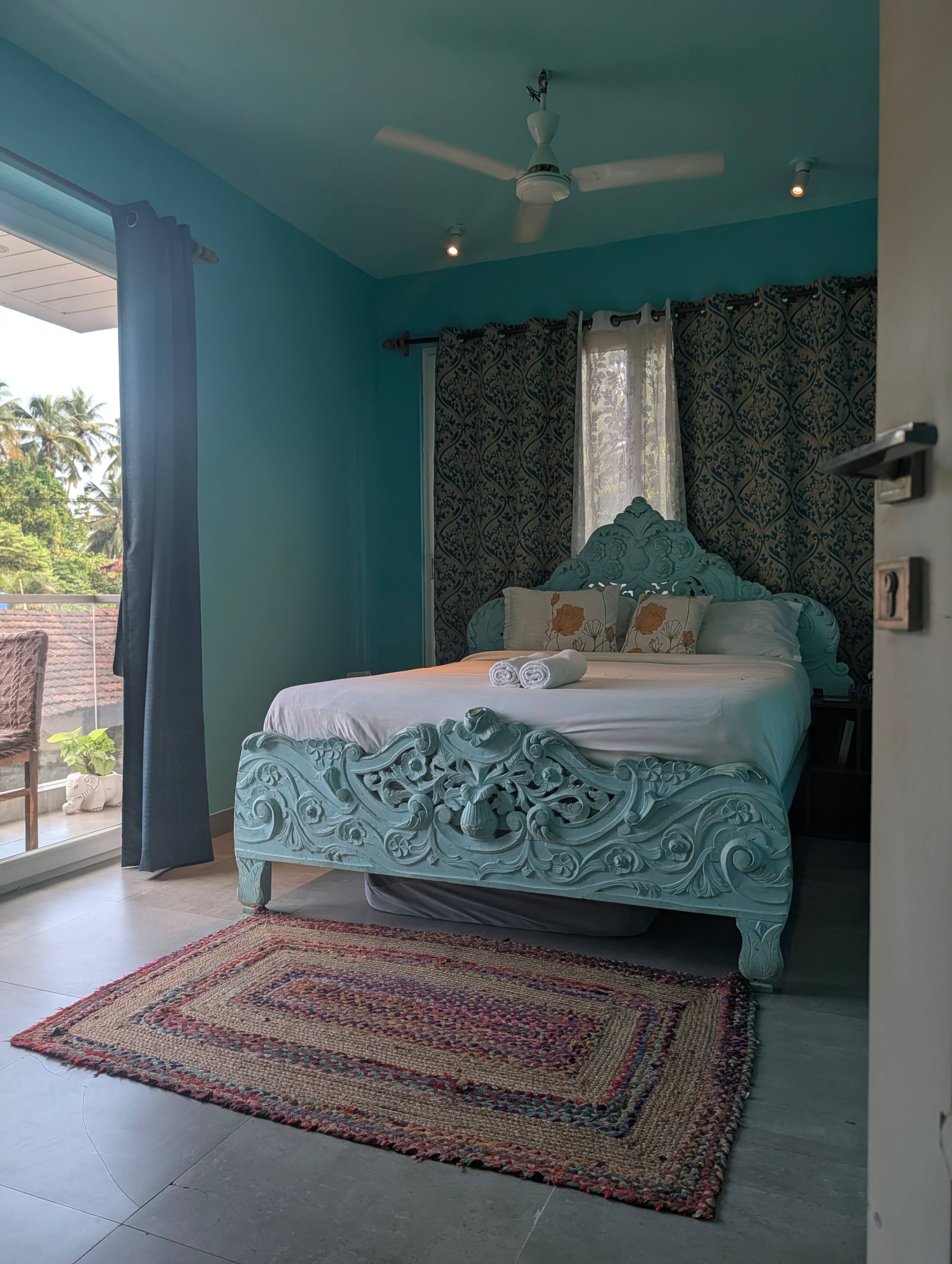 Sun-Kissed Studio: Delightful 1BR Retreat w pool 13