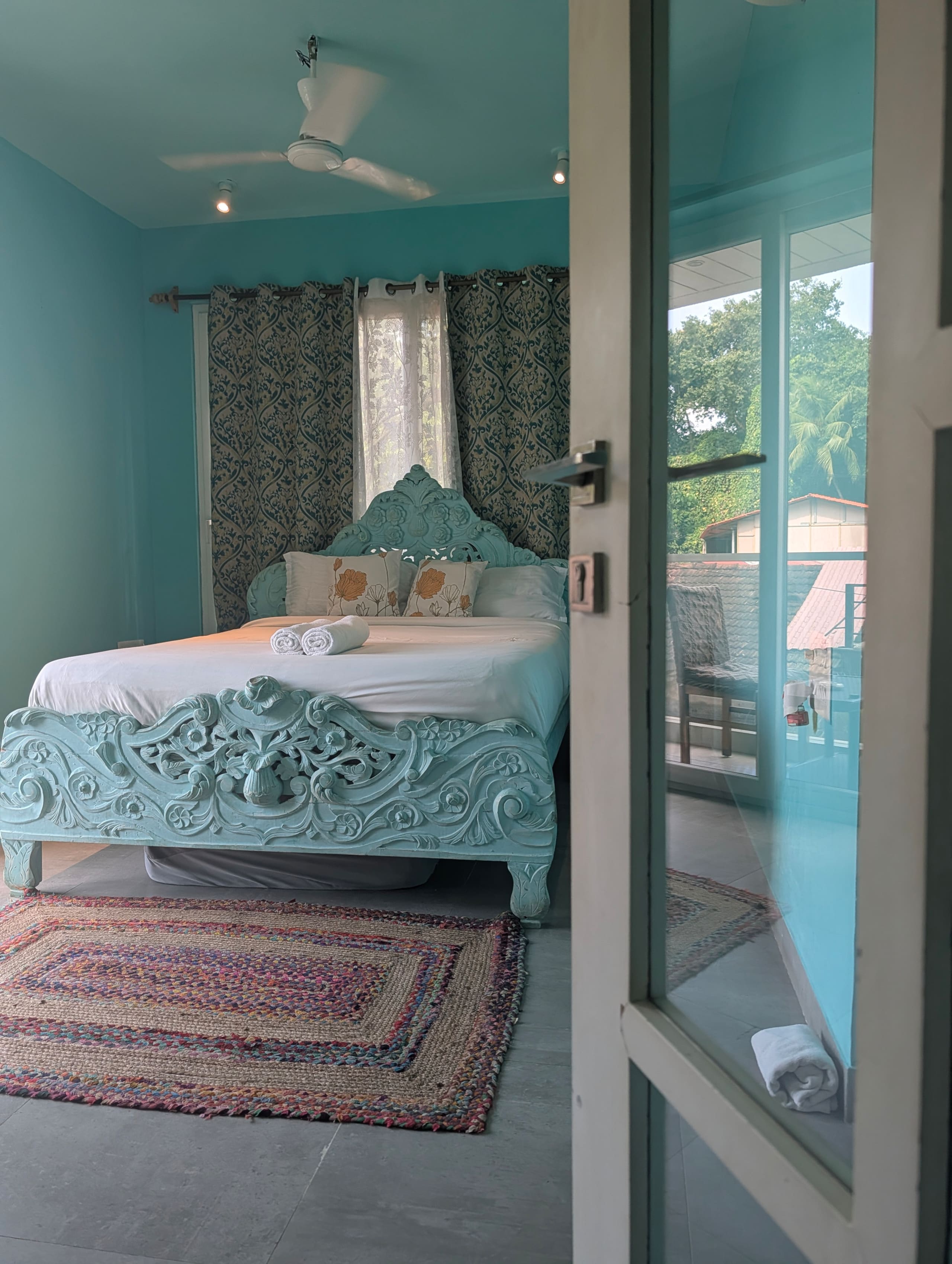 Sun-Kissed Studio: Delightful 1BR Retreat w pool 15