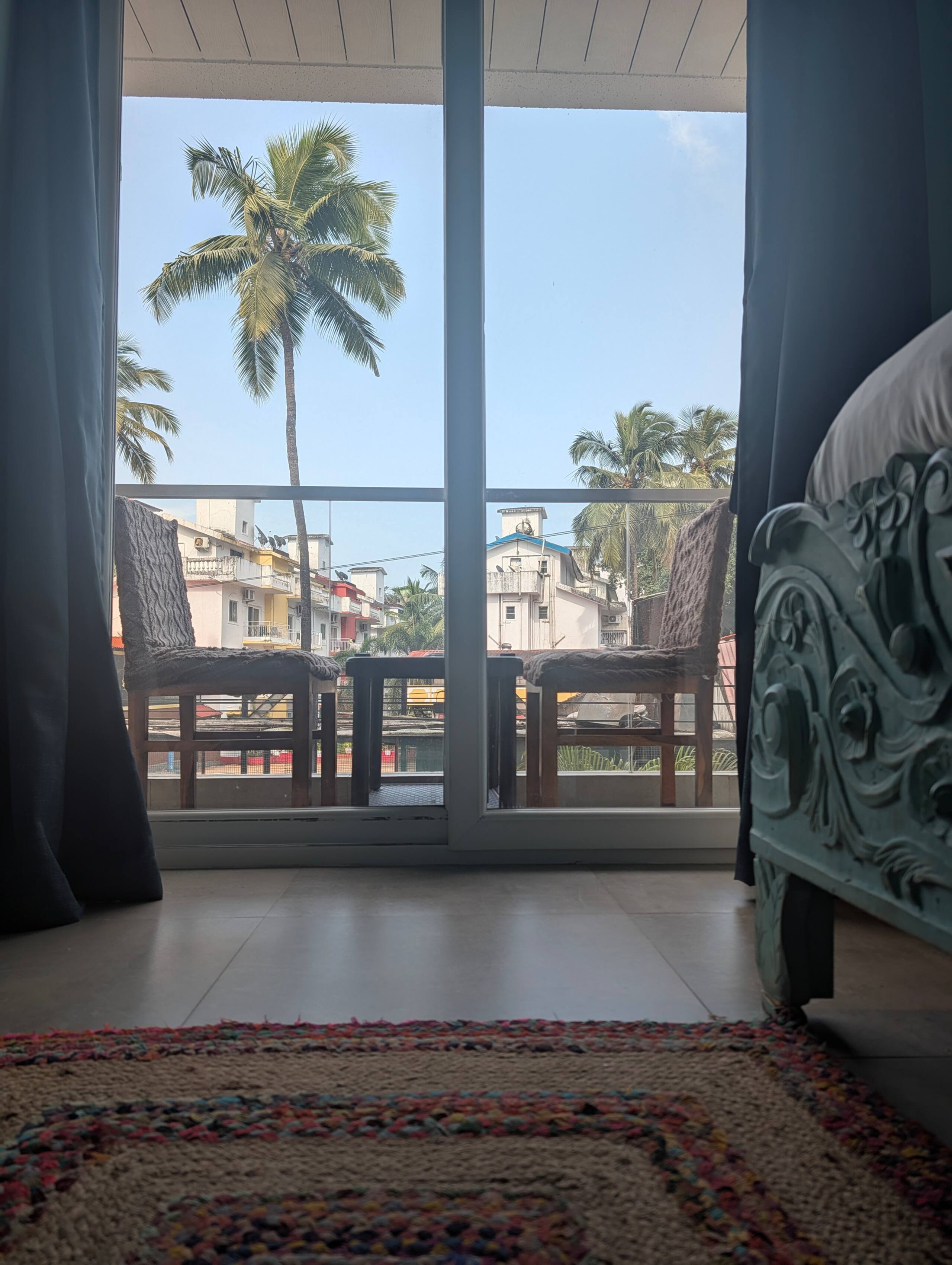 Sun-Kissed Studio: Delightful 1BR Retreat w pool 12