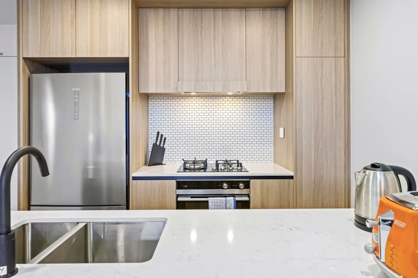 Wentworth Point 2BR/2BA Ferry, Shops + Parking 9
