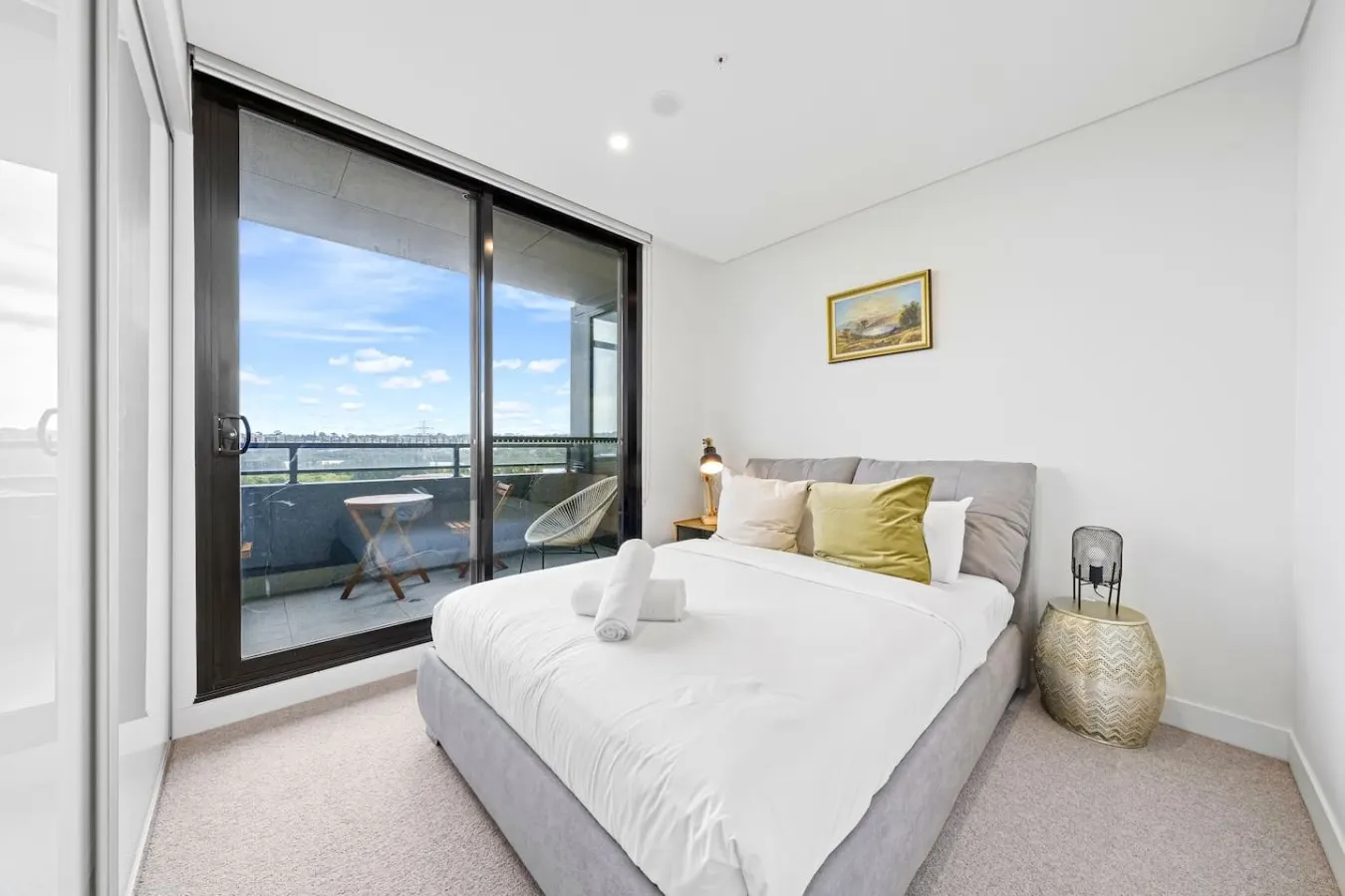 Wentworth Point 2BR/2BA | Ferry, Shops + Parking — photo 3