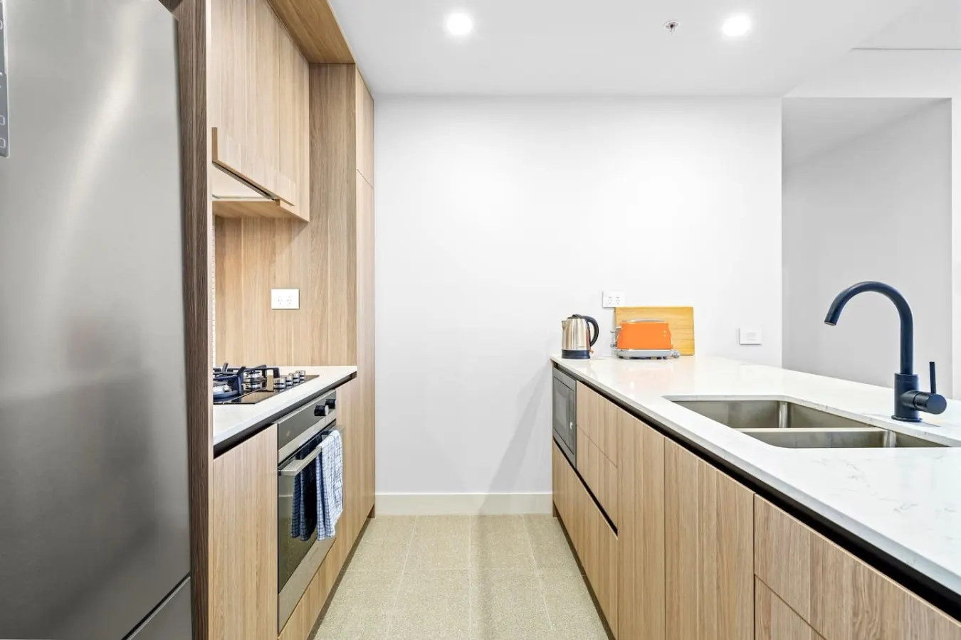 Wentworth Point 2BR/2BA | Ferry, Shops + Parking — photo 5