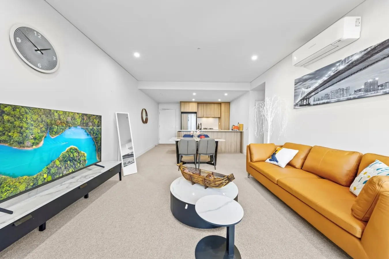 Wentworth Point 2BR/2BA Ferry, Shops + Parking 7