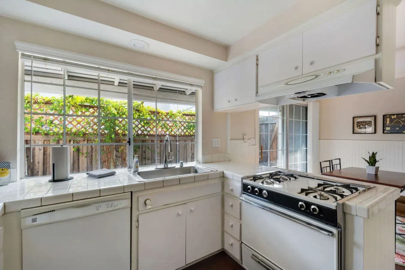 Monthly Rental Near South Coast Plaza 2Bed2Bath 11