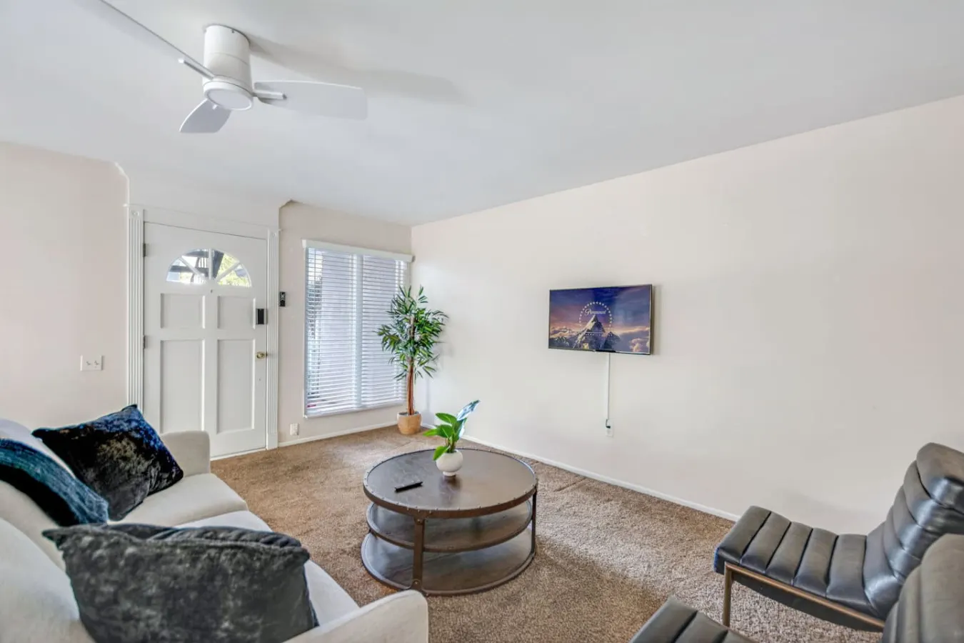 Monthly Rental Near South Coast Plaza 2Bed2Bath 6