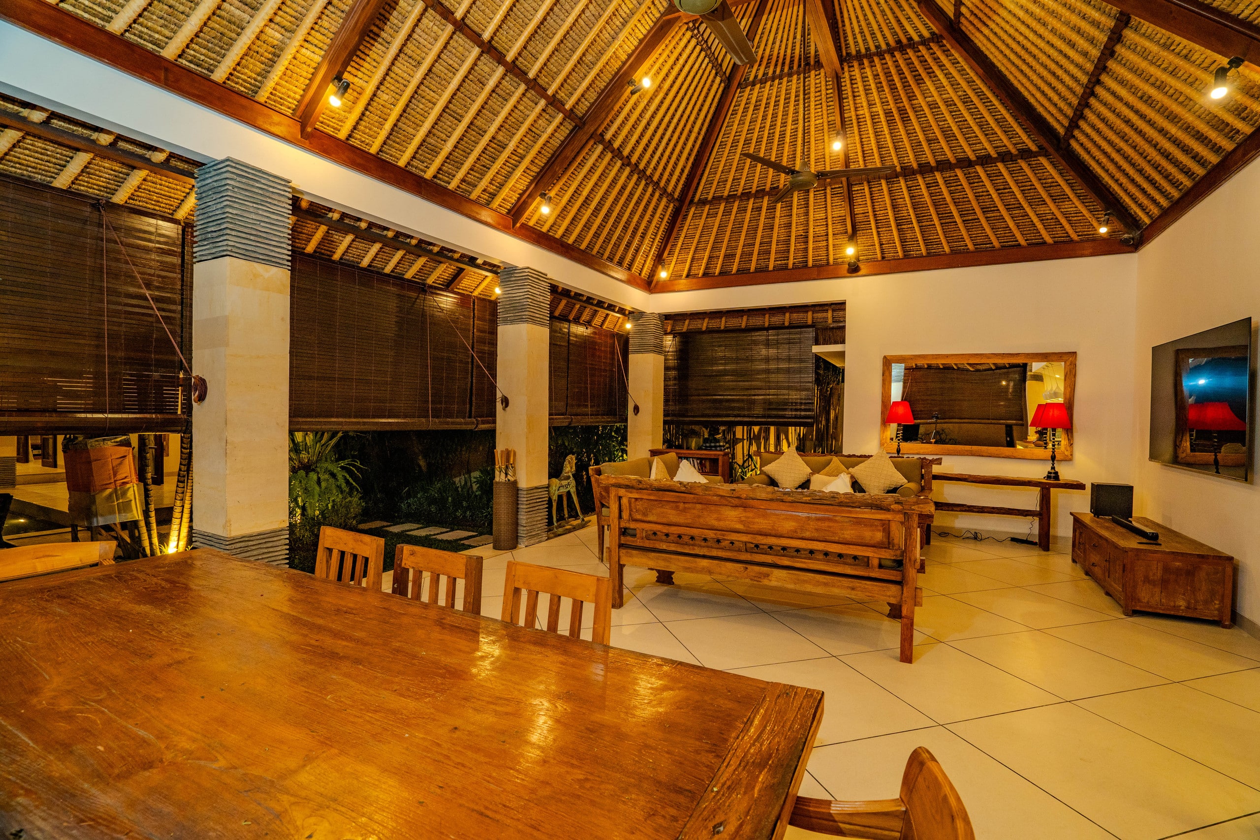 Luxury Villa, Fully Staffed, Central Seminyak 17