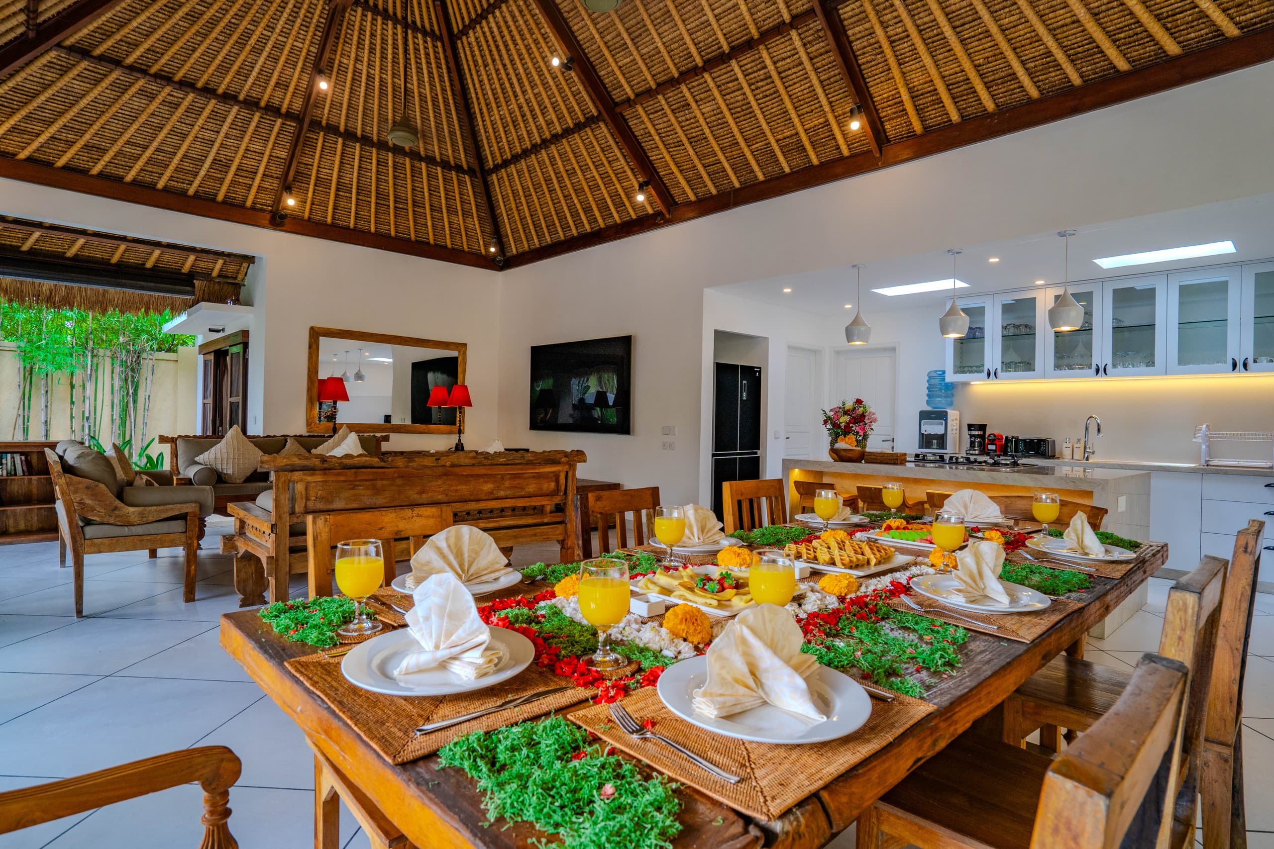 Luxury Villa, Fully Staffed, Central Seminyak 23