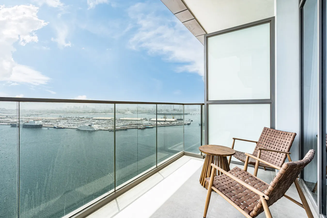 Rustic Minimalist Home with Breathtaking Sea Views — photo 3