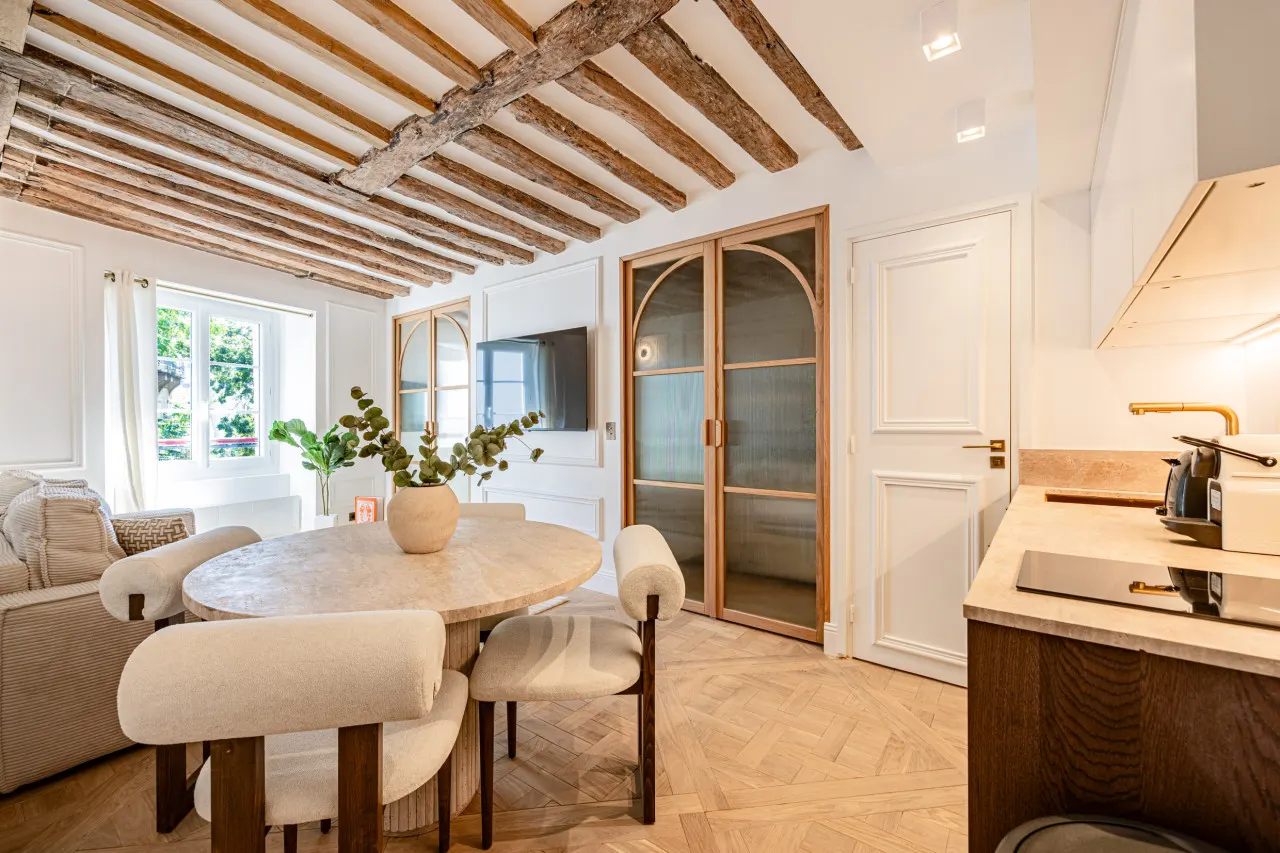 2bedroomS Sacrée cœur Place du Tertre Montmartre 2