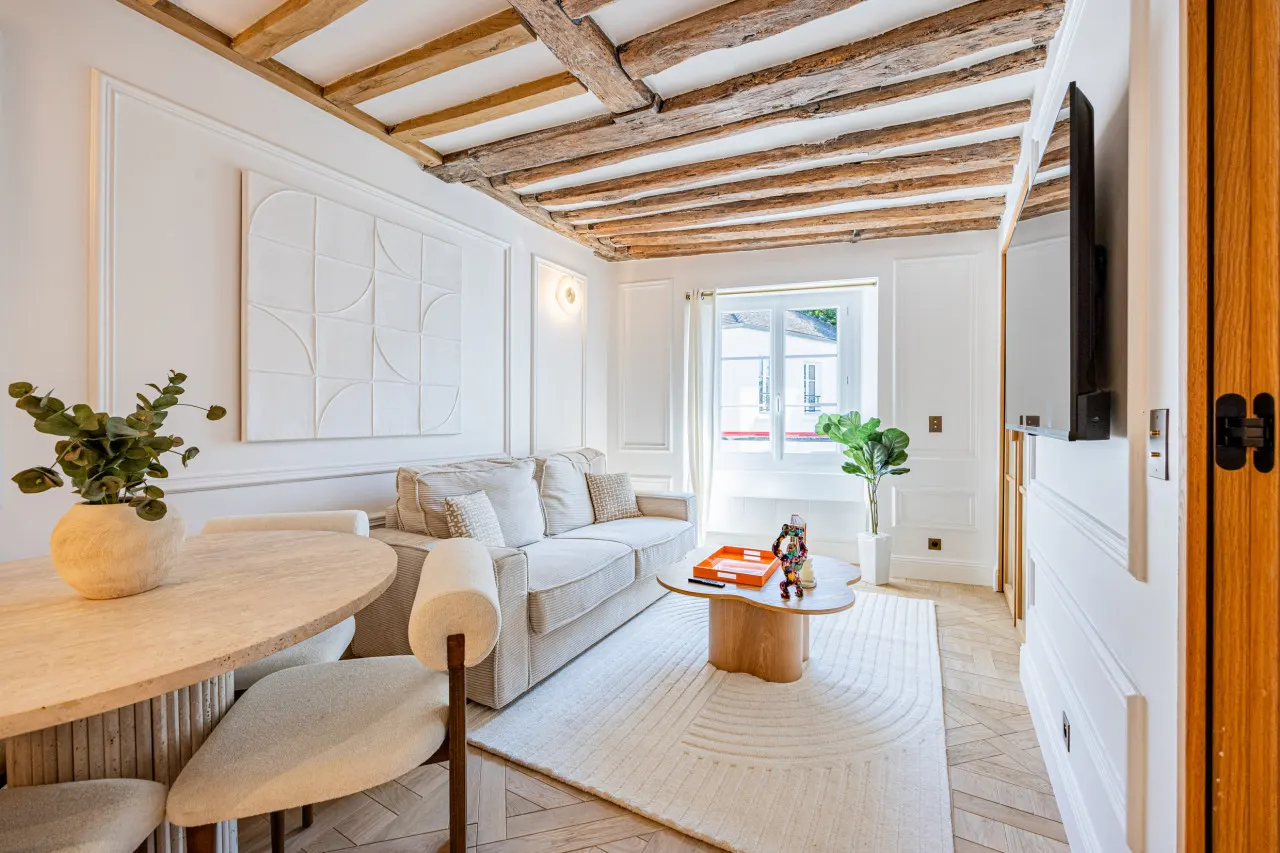 2bedroomS Sacrée cœur Place du Tertre Montmartre 6
