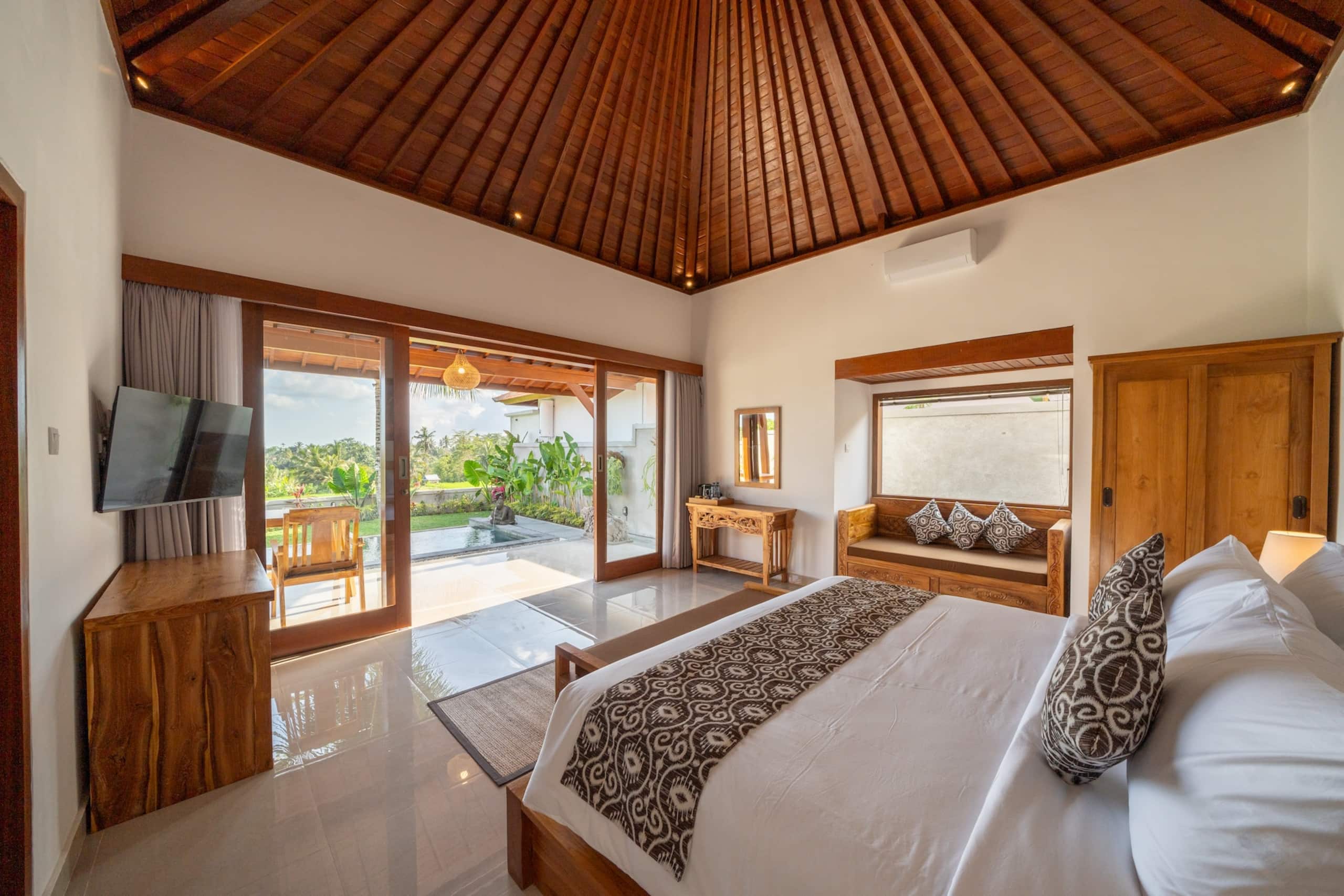 1 bed room Private swimming pool kaki uma villa 10