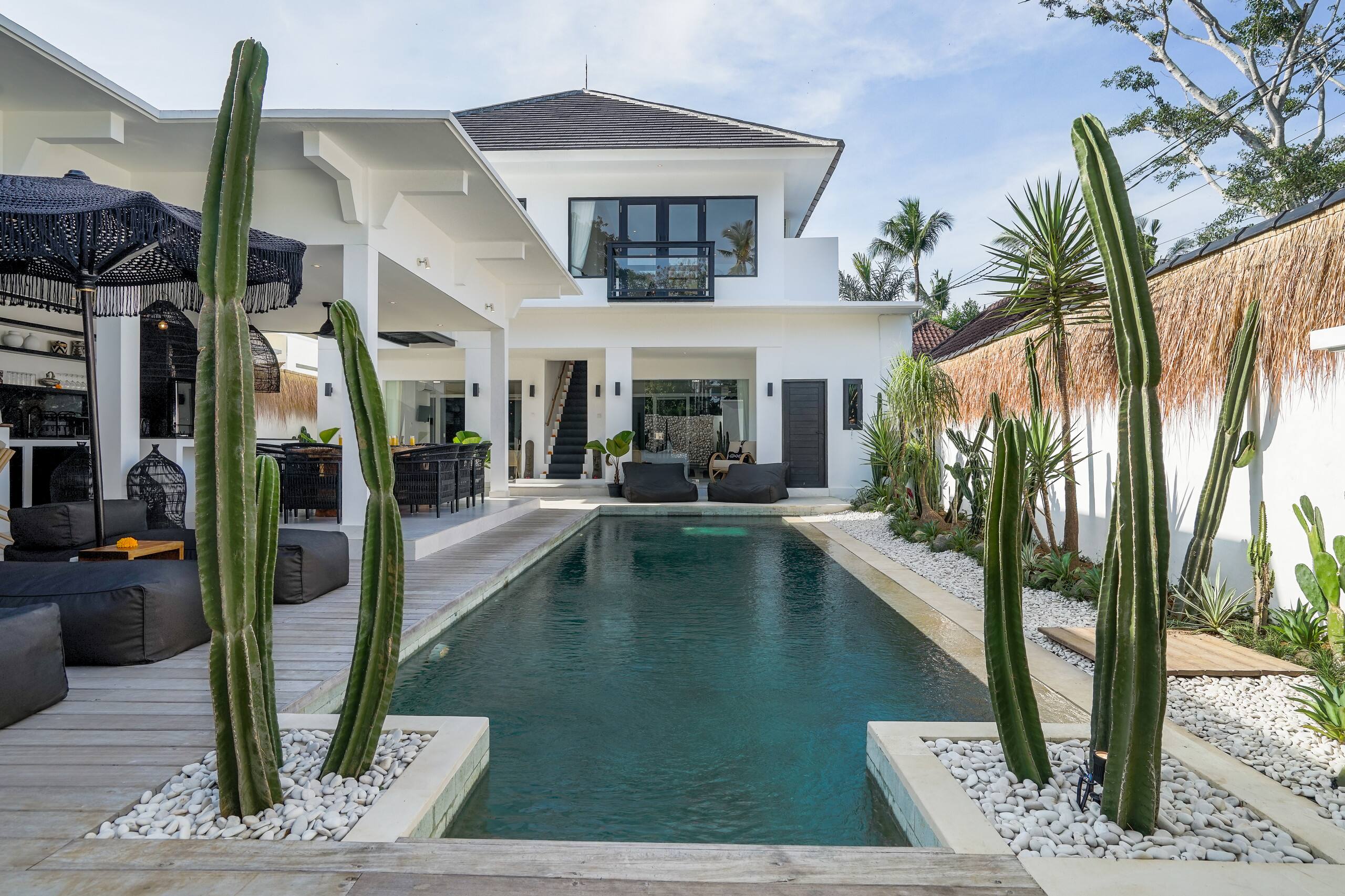 Laut Villa - Seseh 8