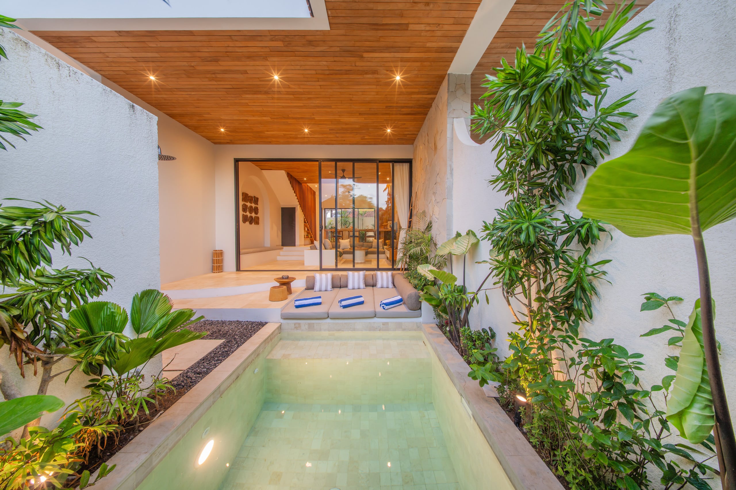 Bingin Bliss 2BR Villa w/ Private Pool & Rooftop — photo 4