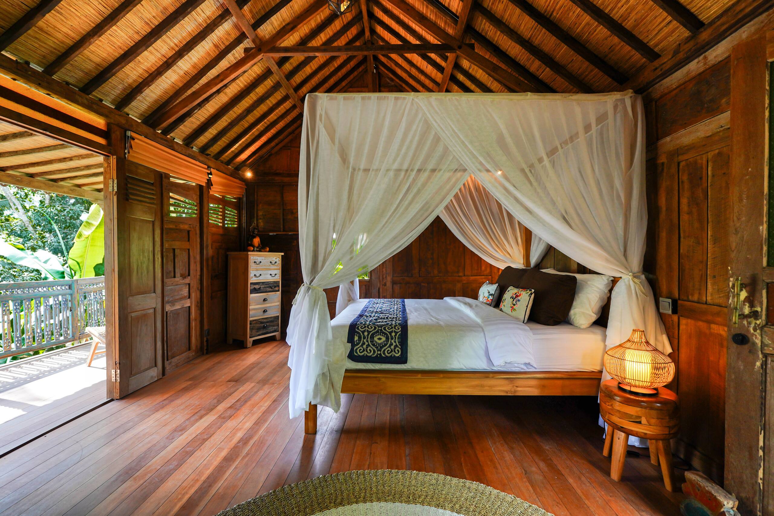 Villa Dolce Farniente (Red Lotus) 35