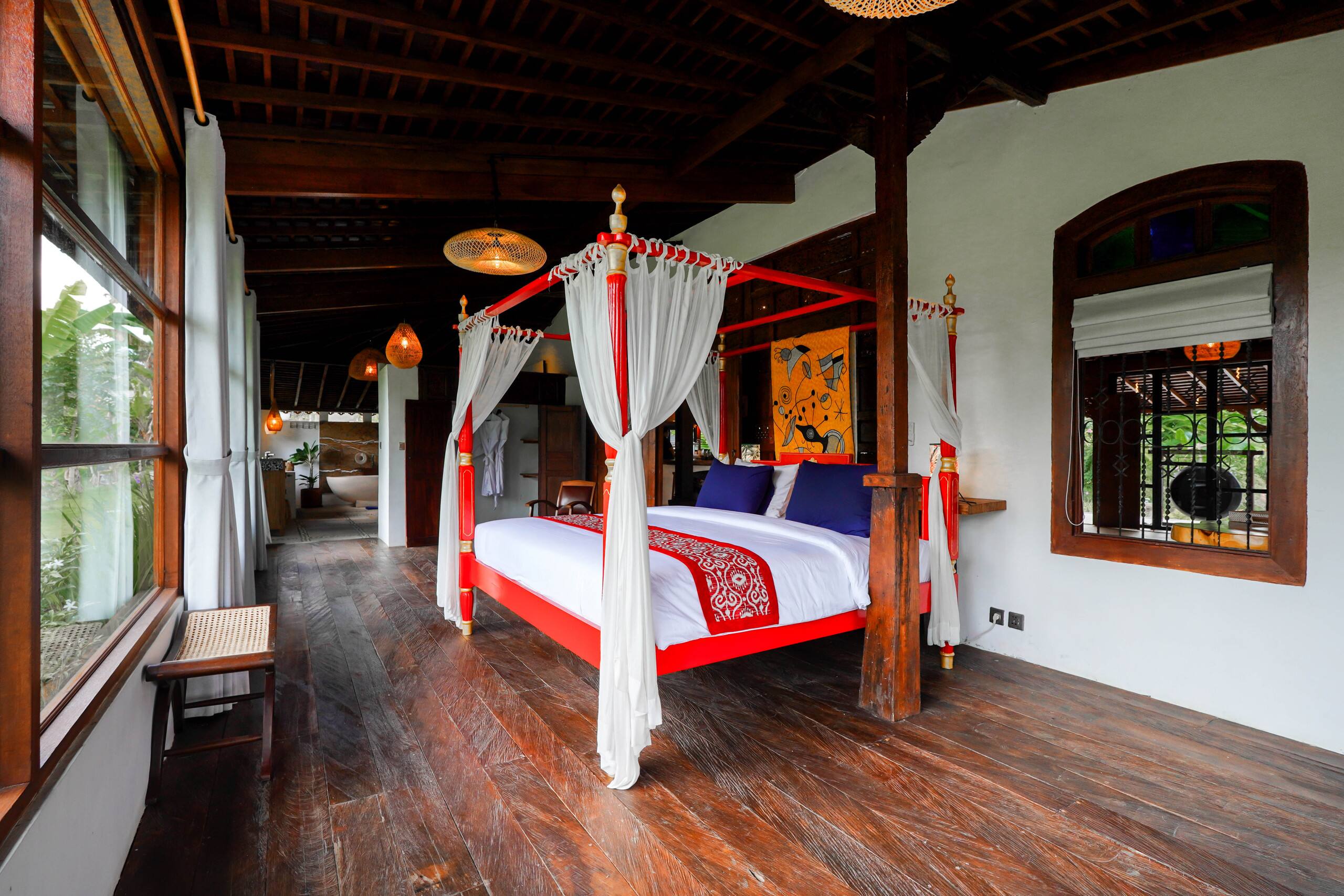 Villa Dolce Farniente (Red Lotus) 25