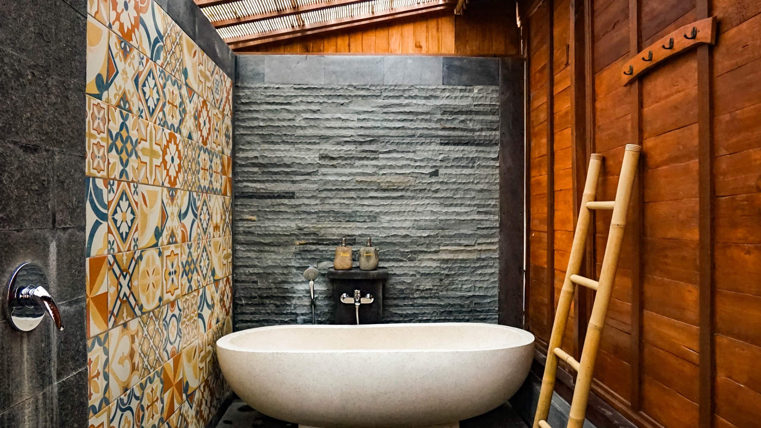 Wooden traditional home with private swimming pool 16