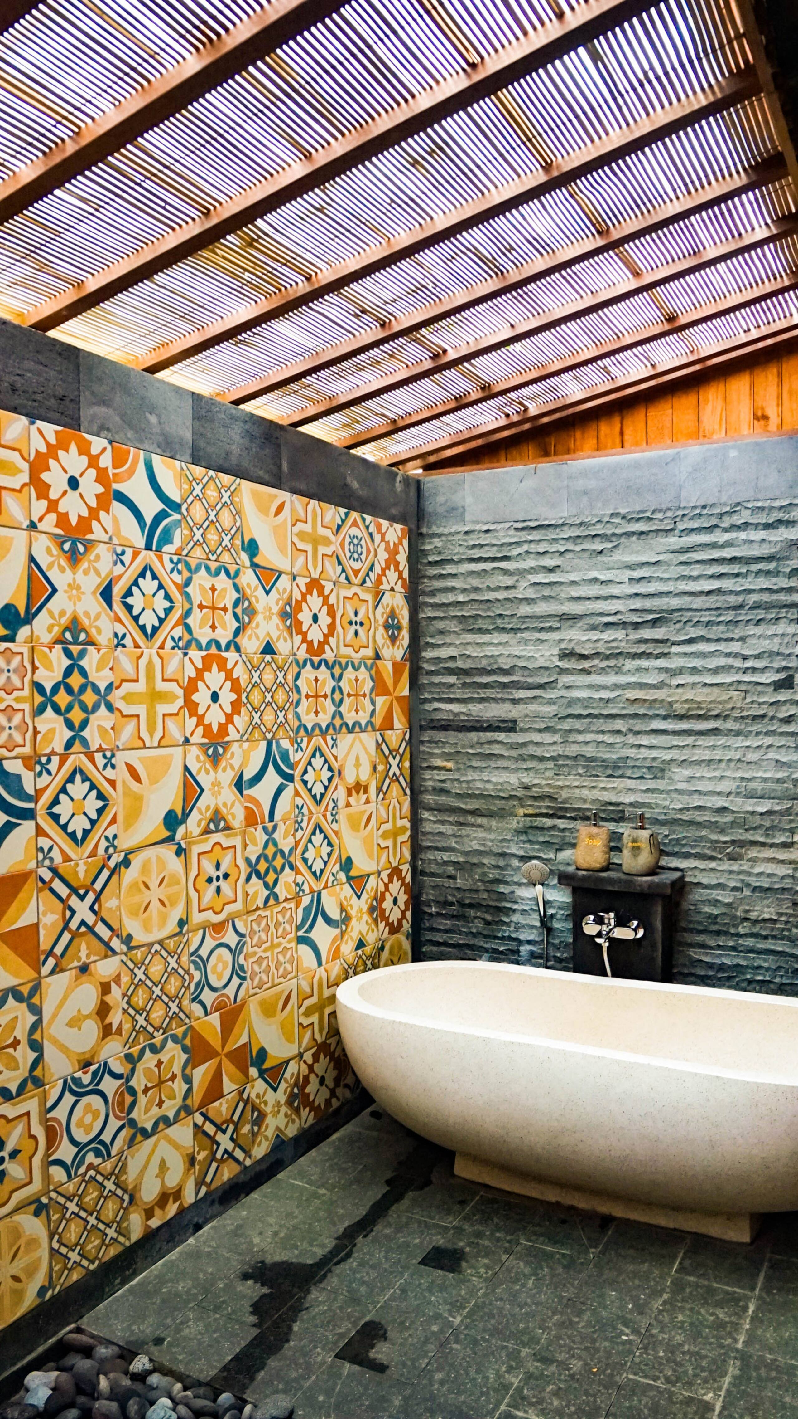 Wooden traditional home with private swimming pool 27