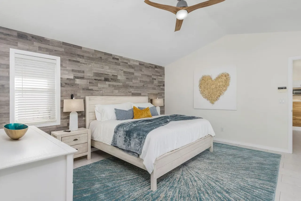 Villa Terra Paradiso * luxury pool home with spa in Briarwood 17