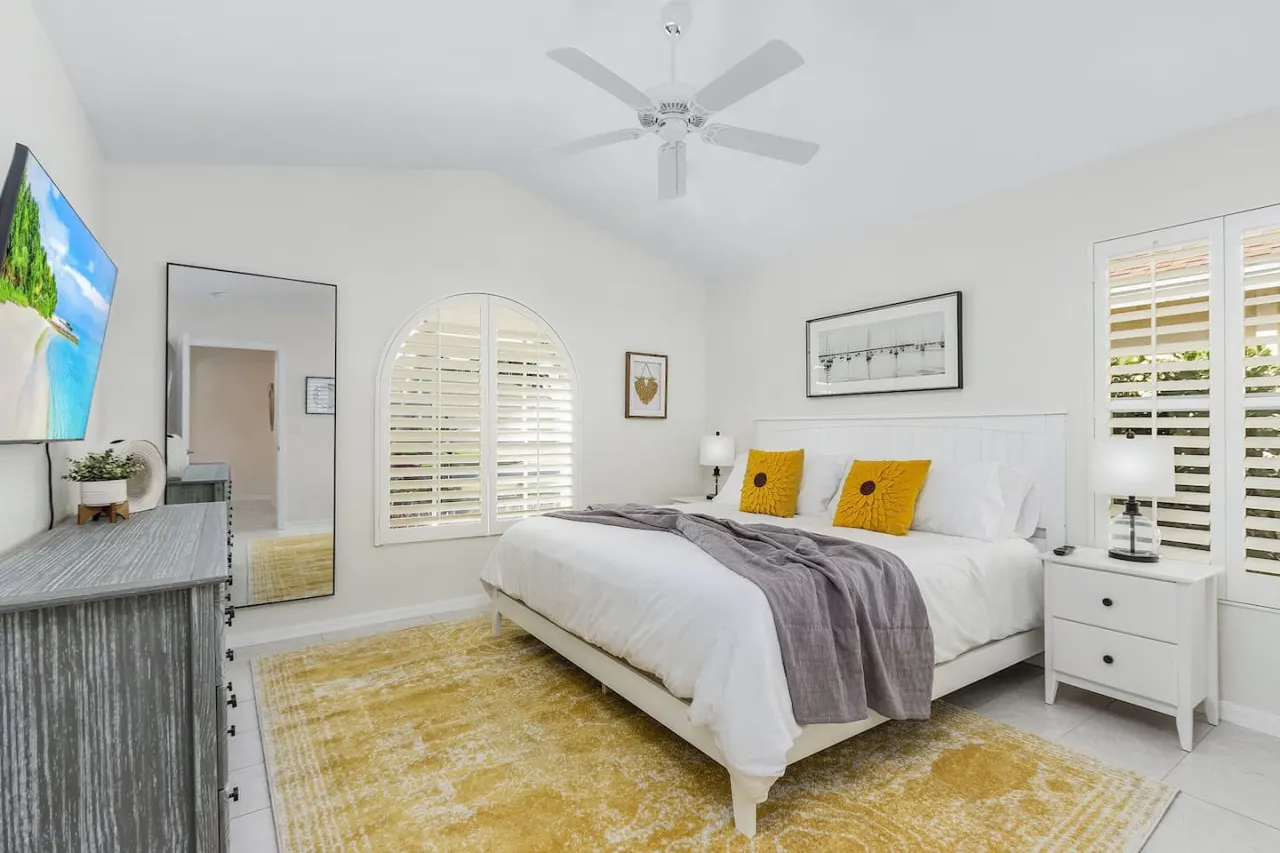 Villa Terra Paradiso * luxury pool home with spa in Briarwood 18