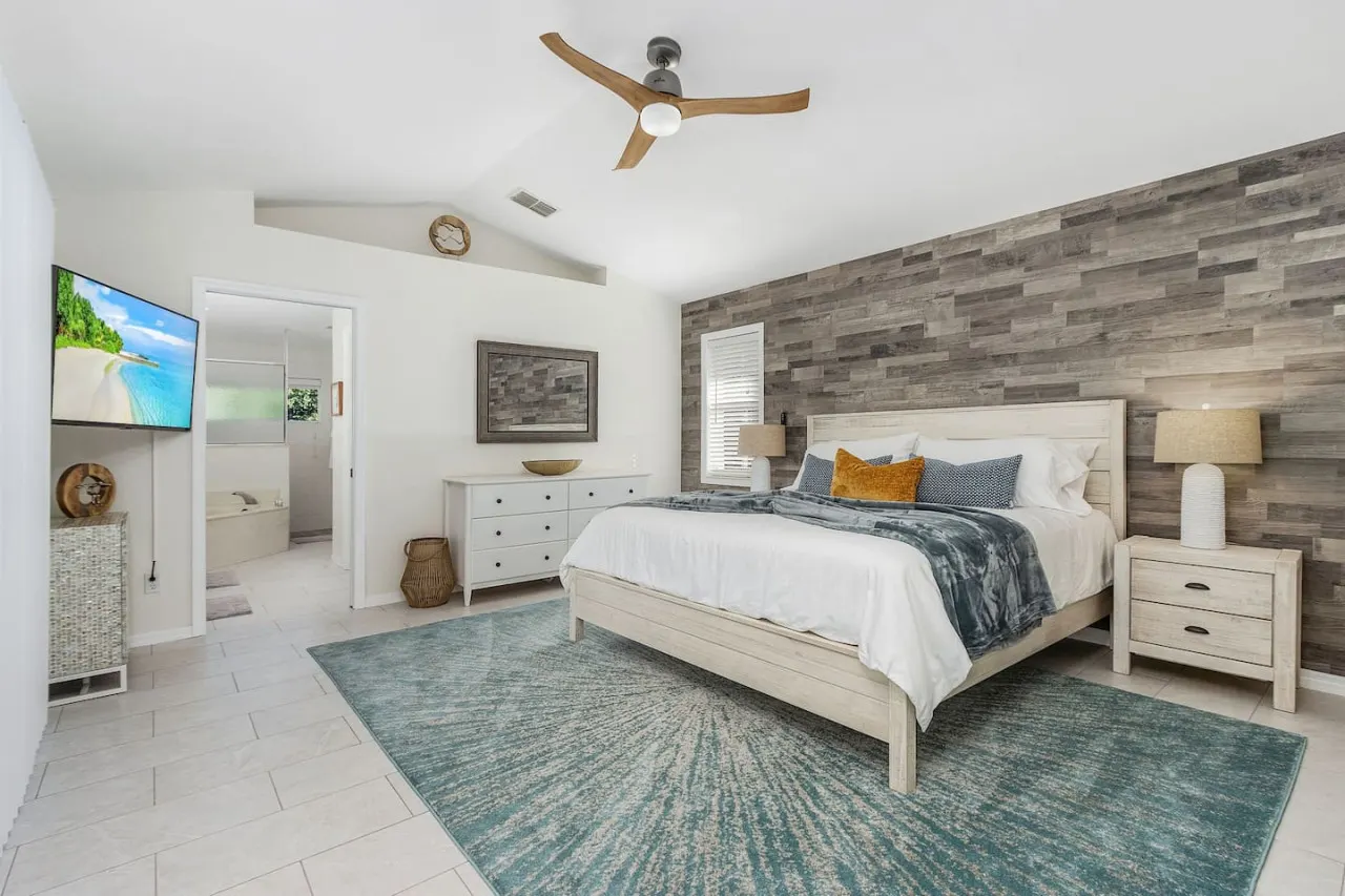 Villa Terra Paradiso * luxury pool home with spa in Briarwood 8