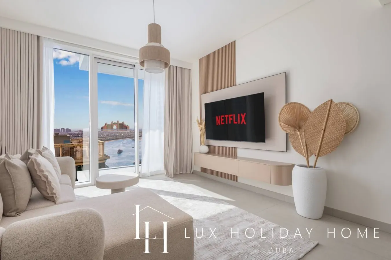 LUX | The Beach Mansion Atlantis View Suite 8