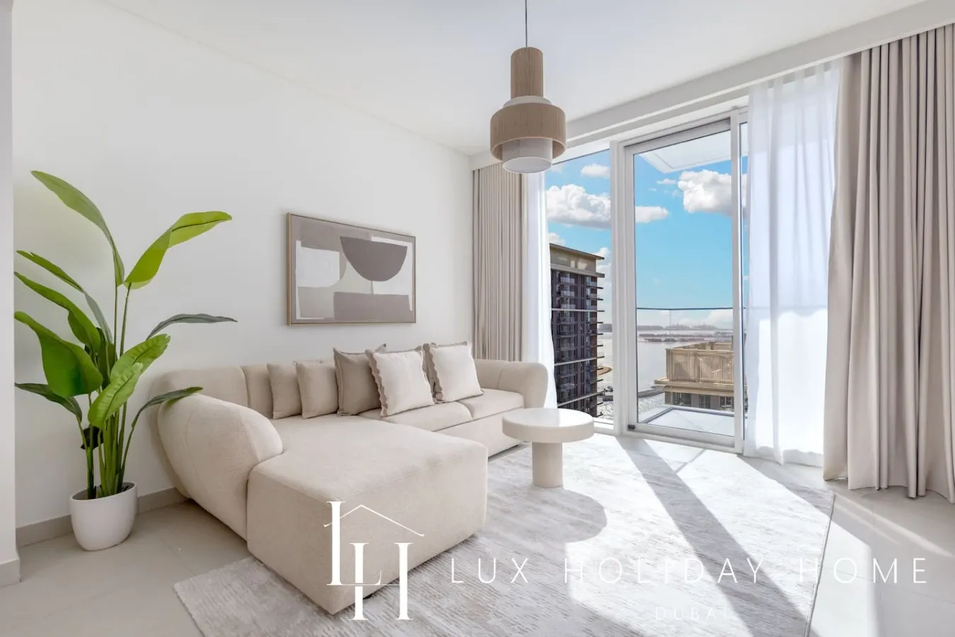 LUX The Beach Mansion Atlantis View Suite 8 7