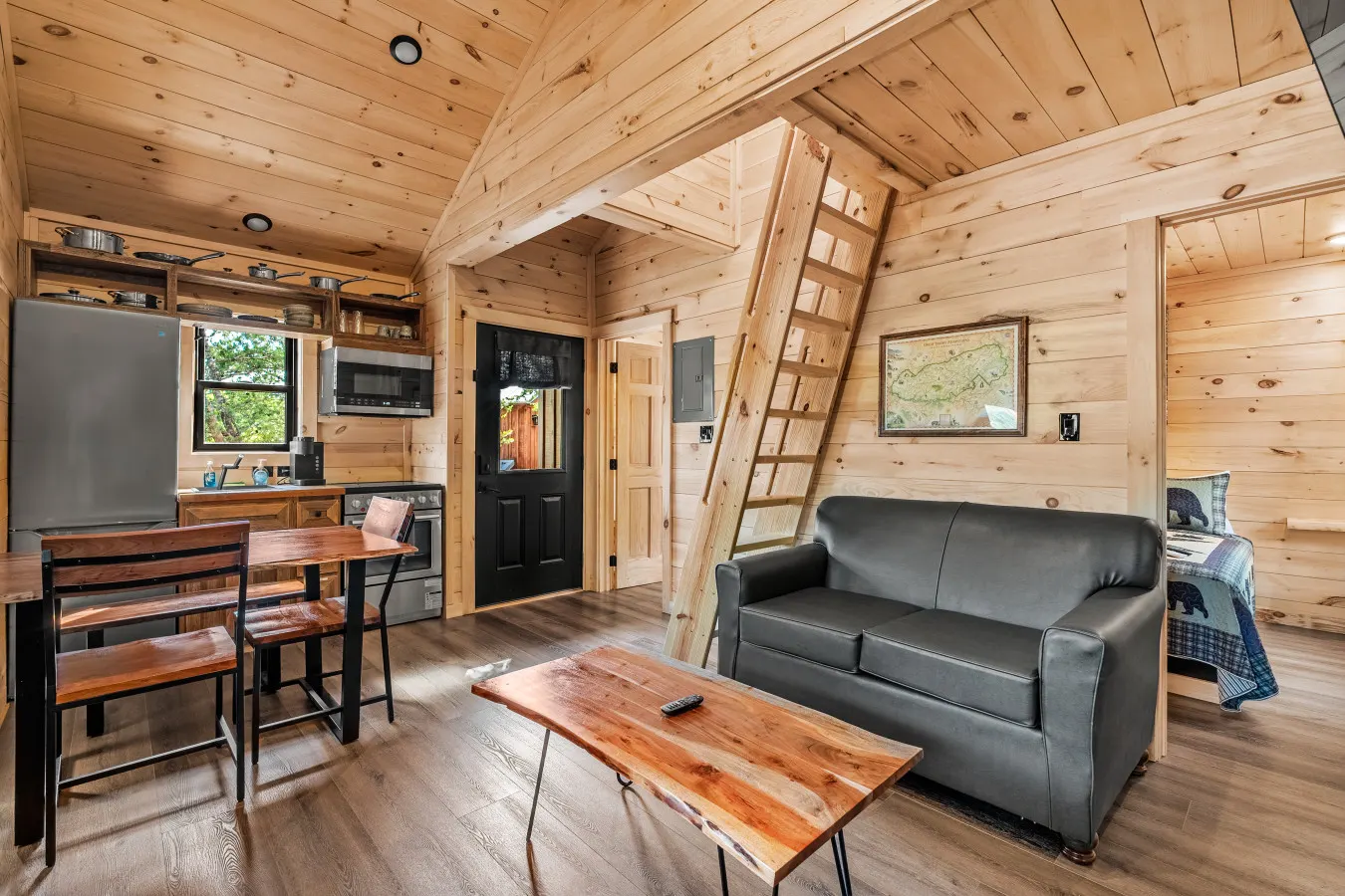 Laurel Falls, Treelodge #3 2