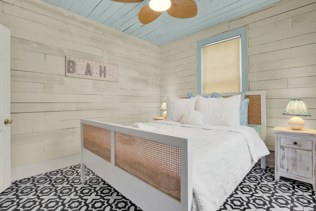 Splash Inn Lower Unit 18