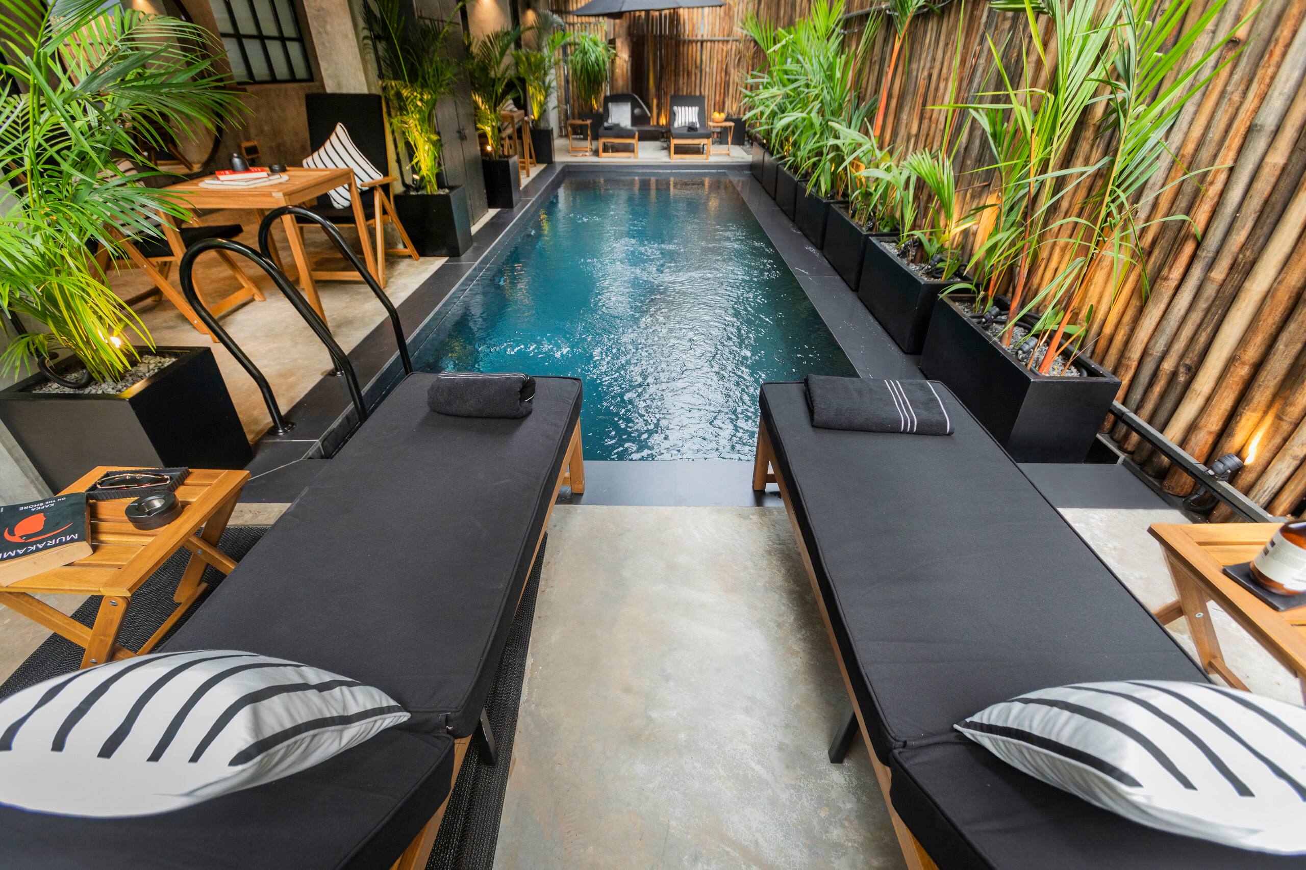 Luxe & Gorgeous 2 Bedroom Apartment 20