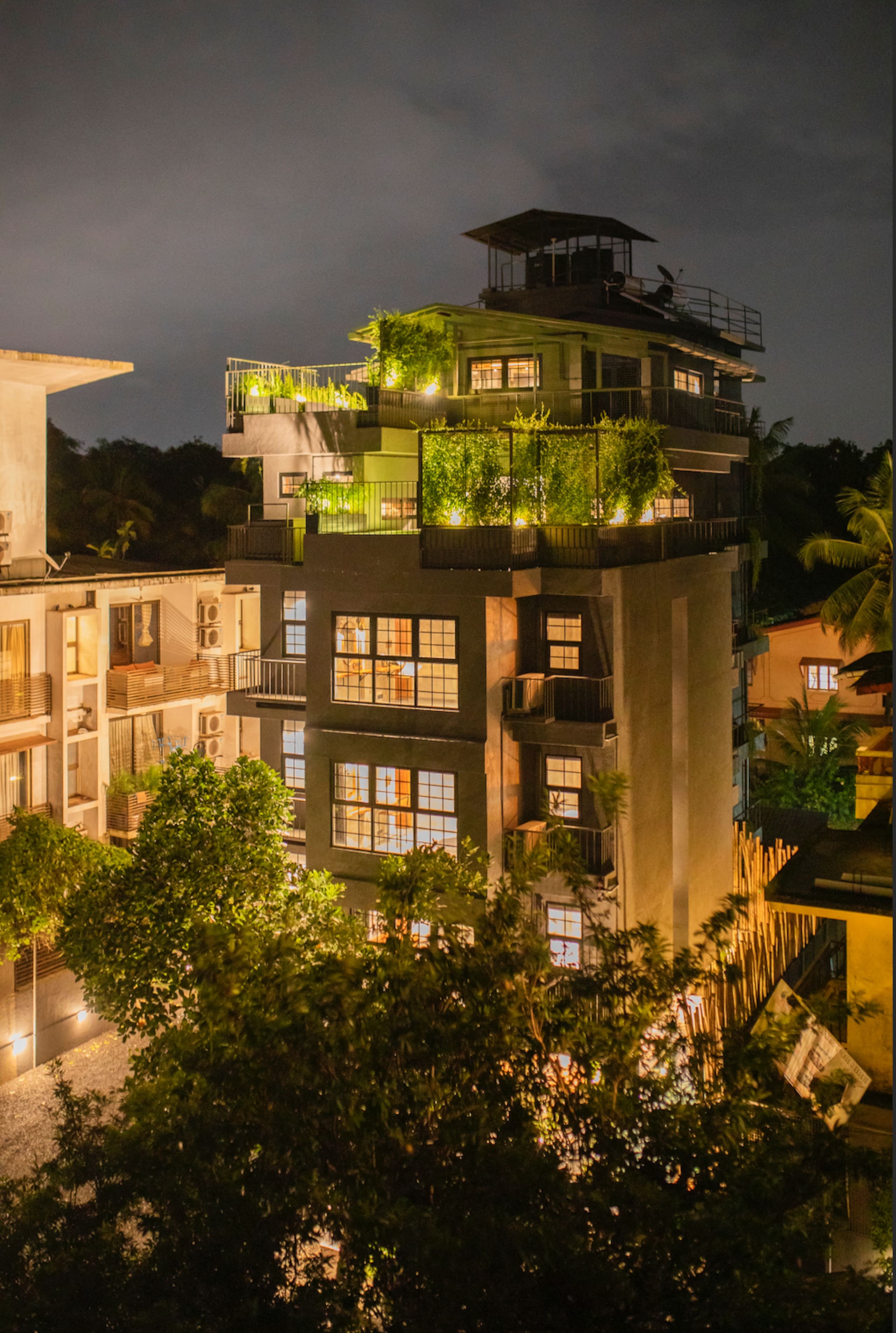 Luxe & Gorgeous 2 Bedroom Apartment 19