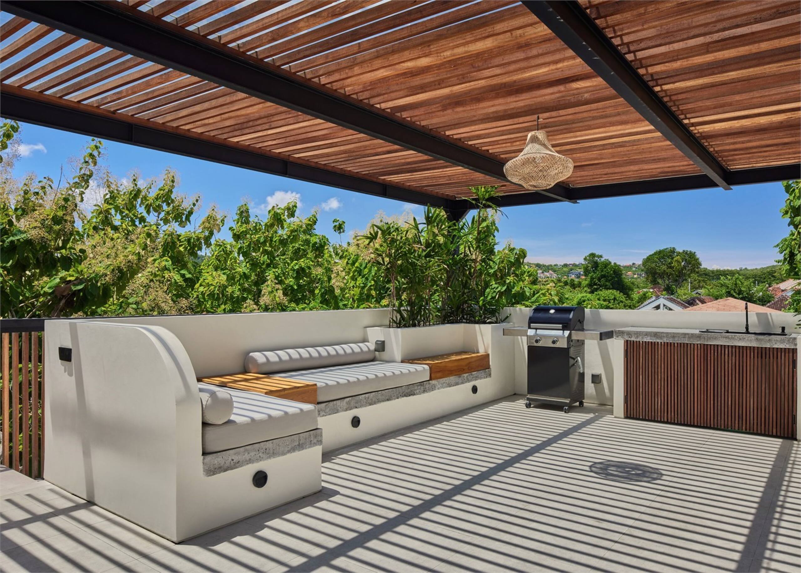 3BR Rooftop Pool Villa Bingin 33