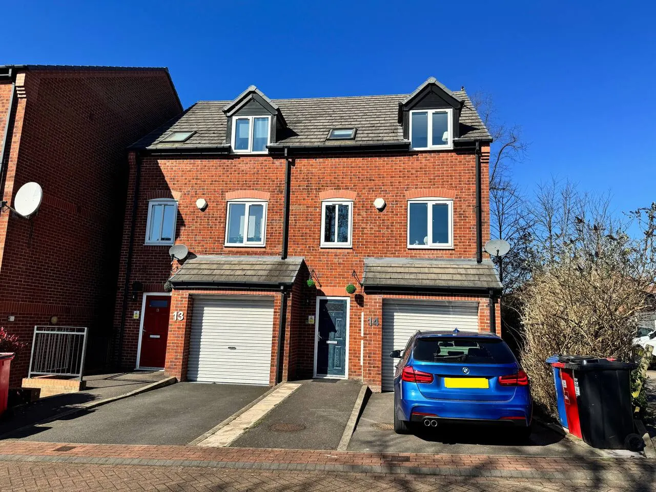 Chic 5BR Townhouse - Fishponds View FREE Parking 15