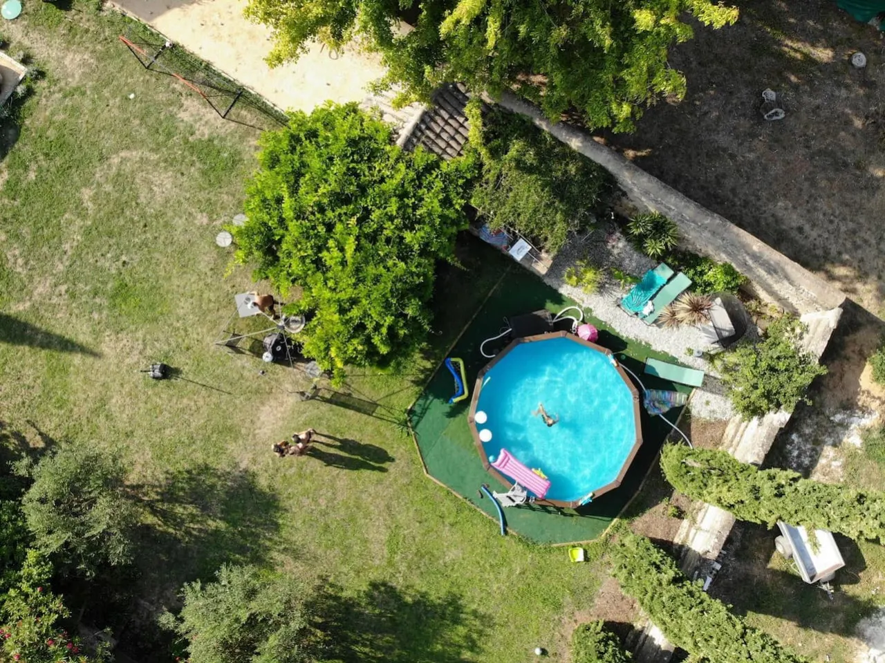 Mas : jardin, piscine, fibre, parking, 5’ centre 12