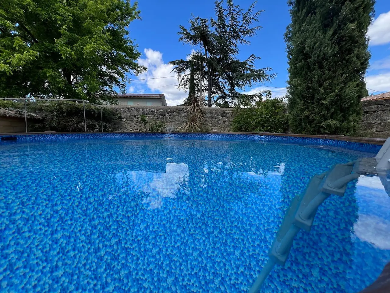 Mas : jardin, piscine, fibre, parking, 5’ centre 16