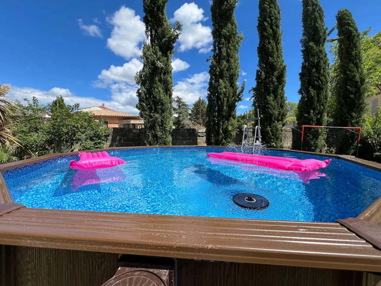 Mas : jardin, piscine, fibre, parking, 5’ centre 5