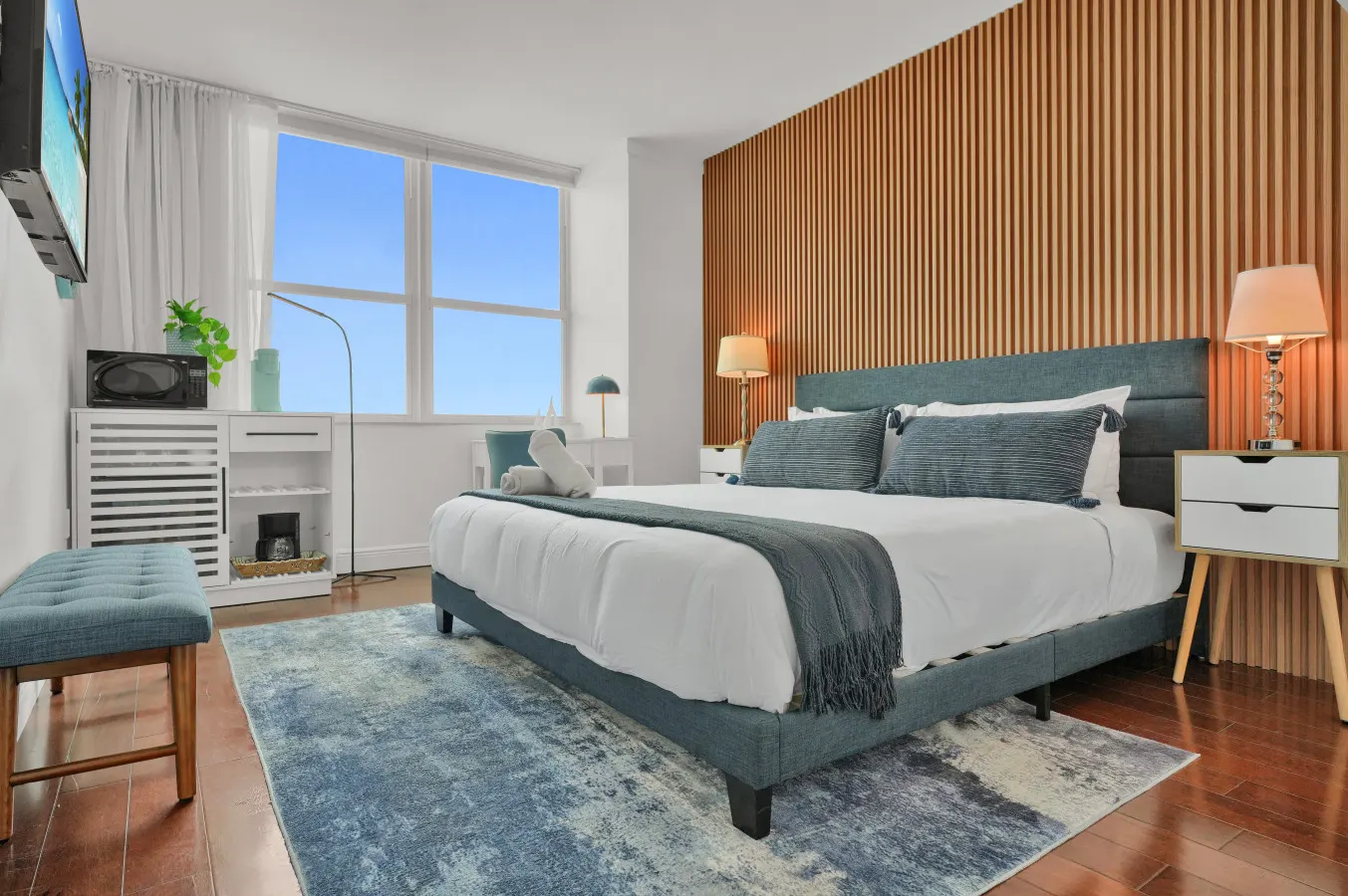 SF Fabulous 2/2 in Heart of Grove 4