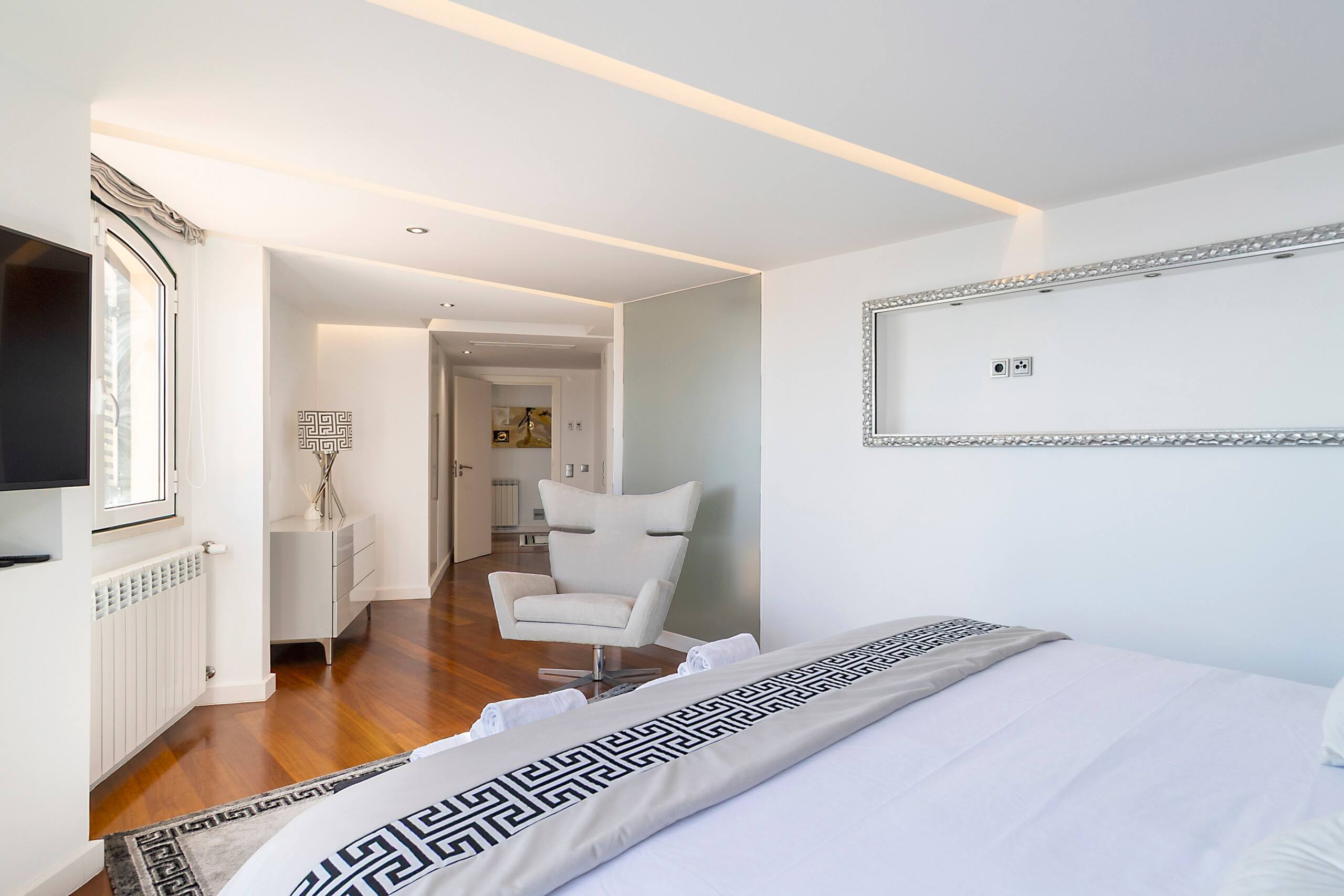 Cascais Lux 8