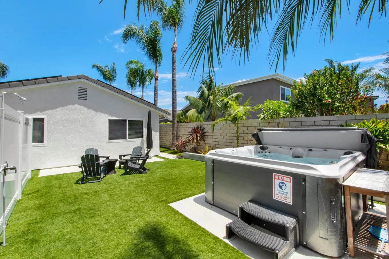 HB Regal Gem - Minutes To Beach, Spa, Patio 9