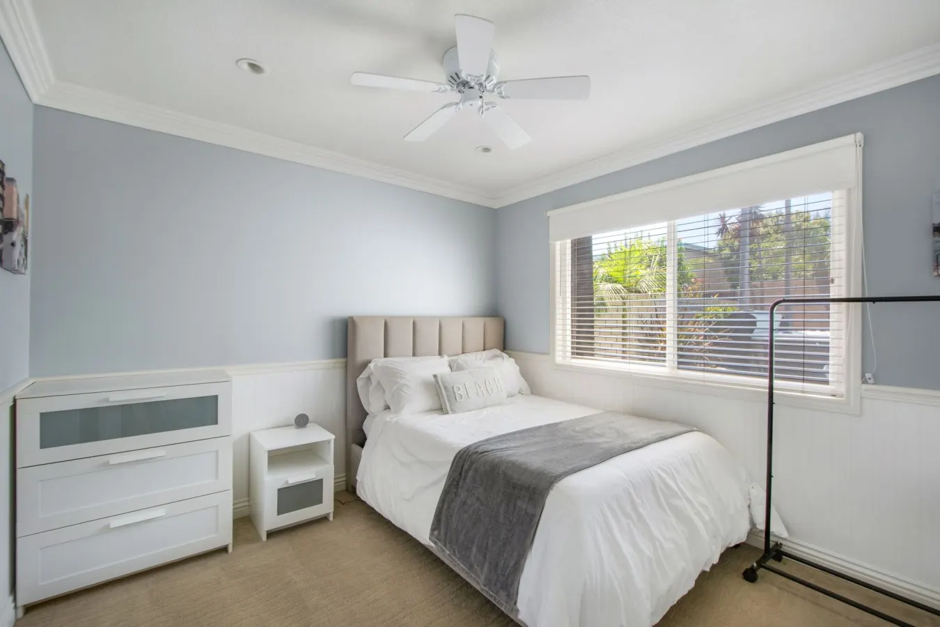 HB Regal Gem - Minutes To Beach, Spa, Patio 13
