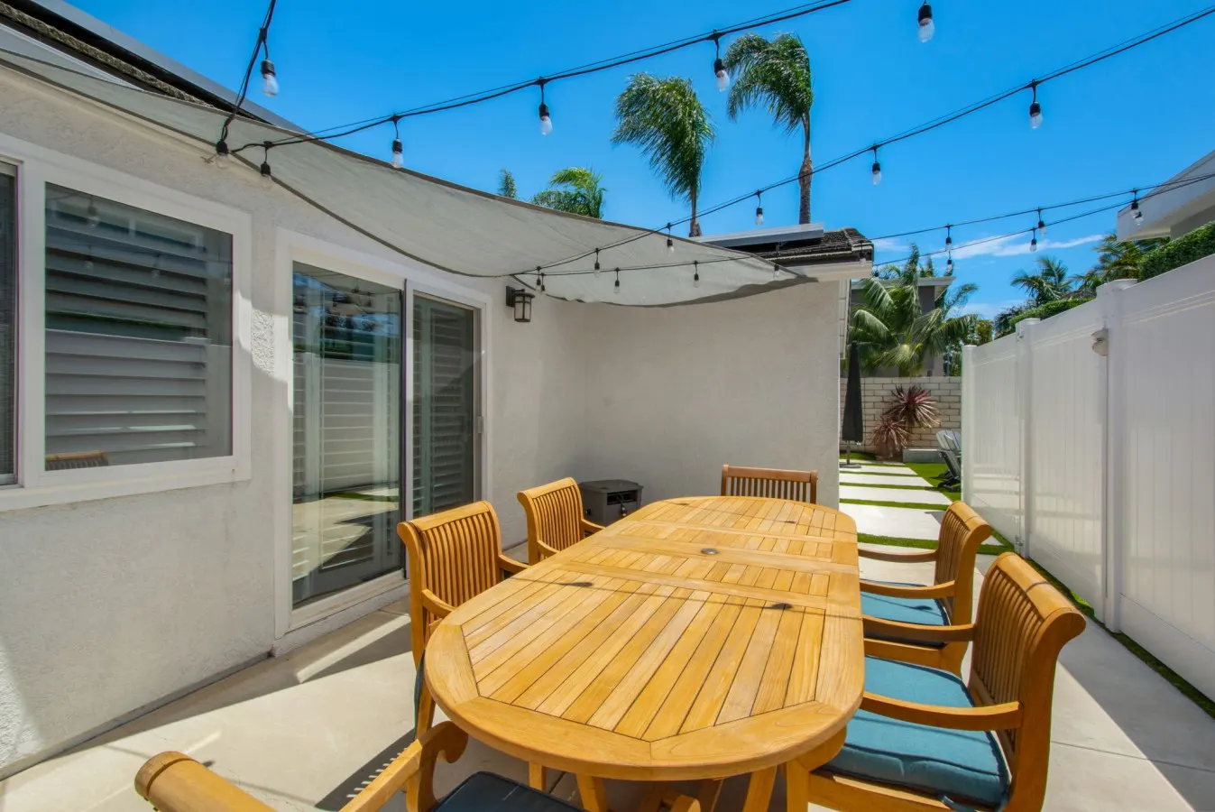 HB Regal Gem - Minutes To Beach, Spa, Patio 6