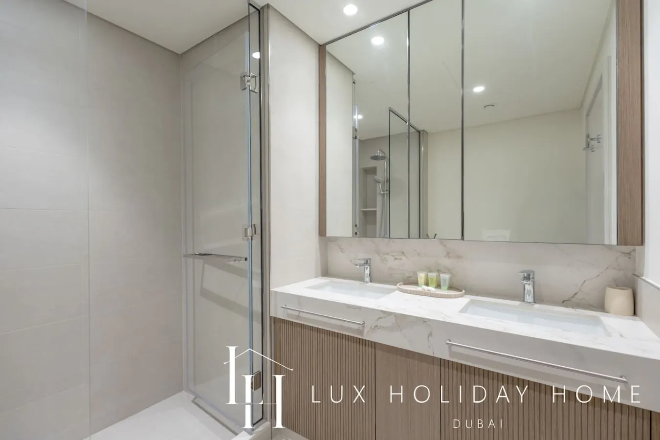 LUX The Beach Mansion Sea View Suite 2 18