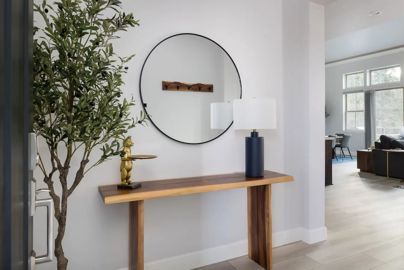 Modern Luxury, Hot Tub, Close to Trails & Village 8