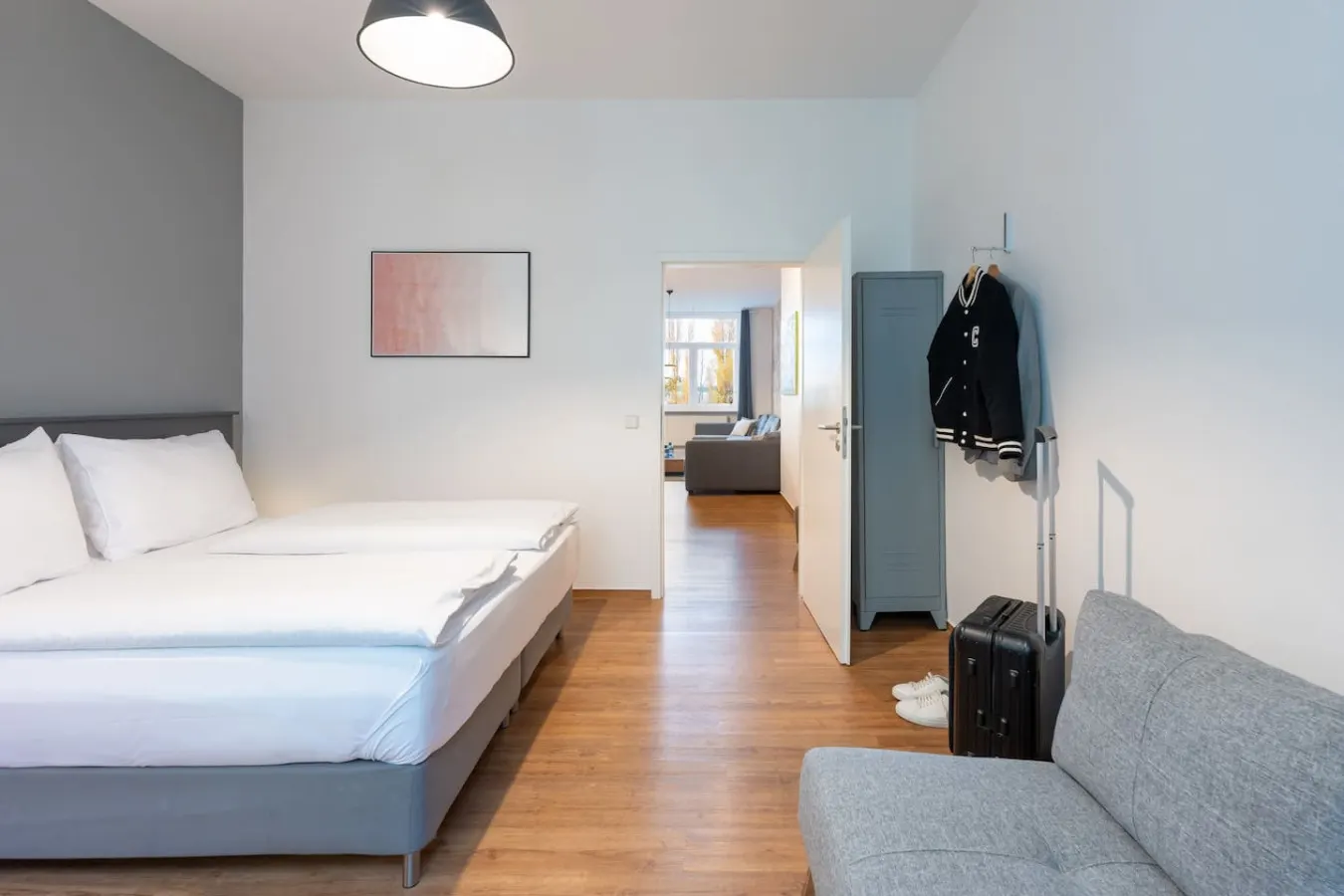 Loft Apartment (85sqm) with 2 Bedrooms & Balcony 12