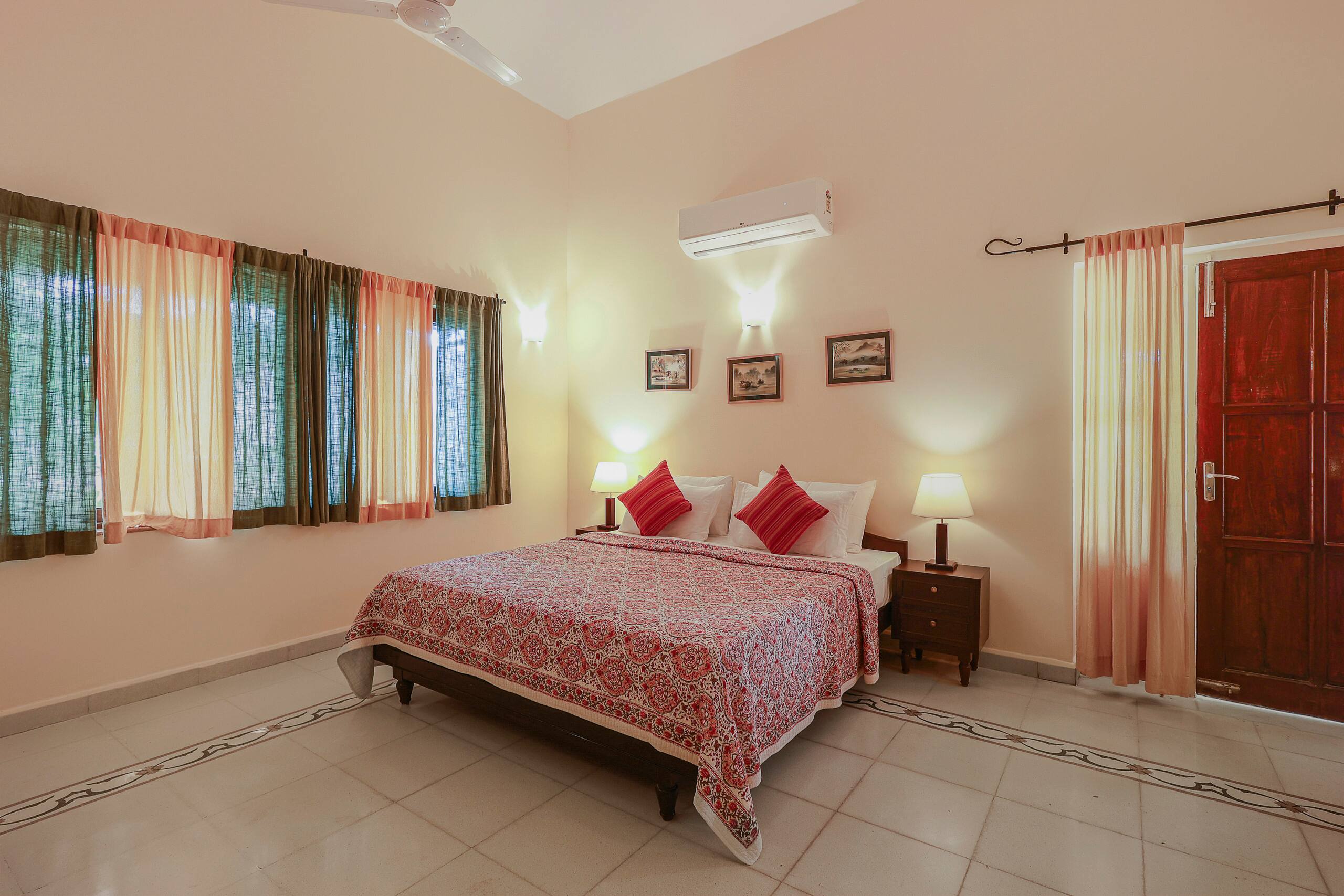 Villa Anand
At Luisa by the sea 27