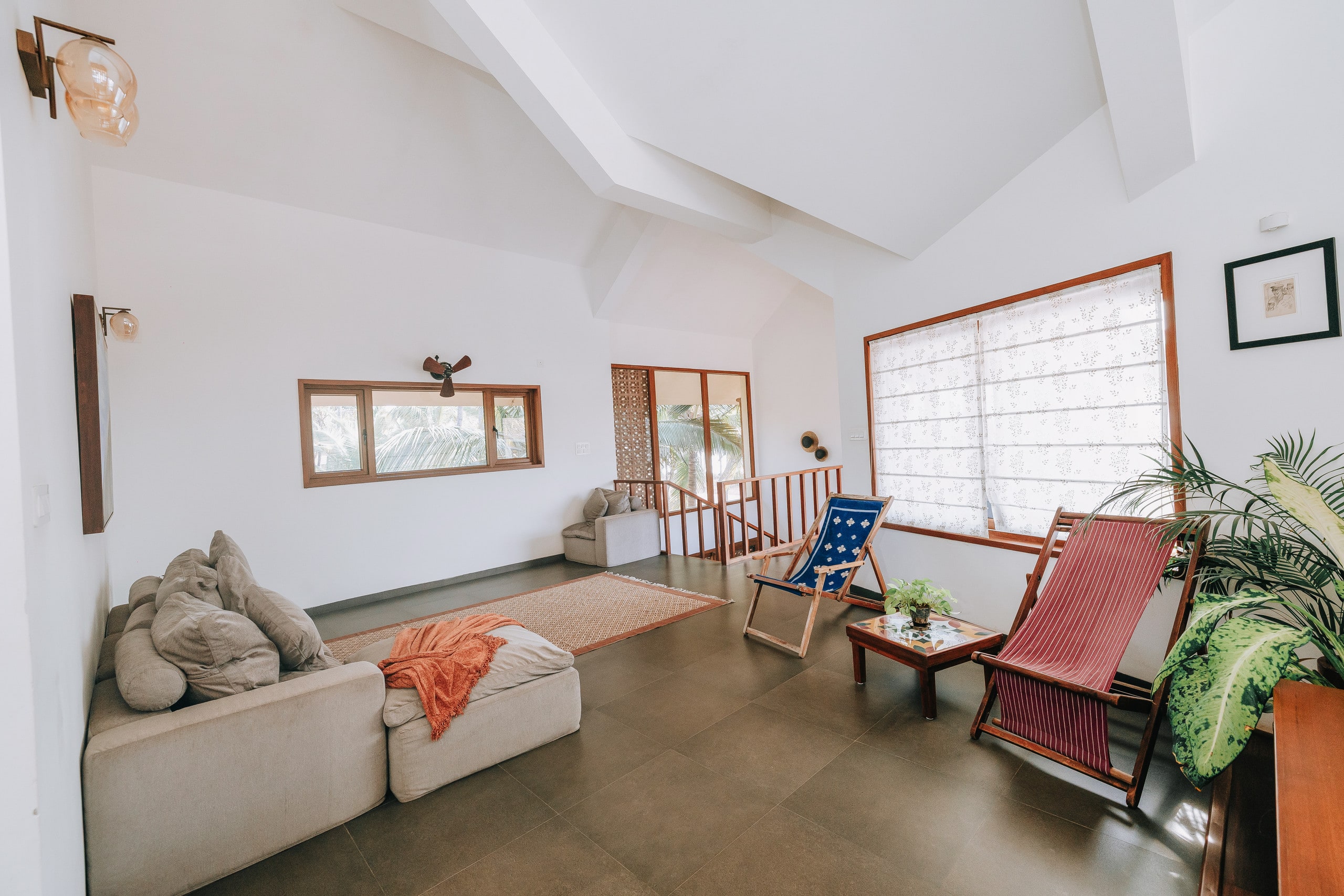 Lahari by Hireavilla - Chic 4BR Beachfront Villa 14