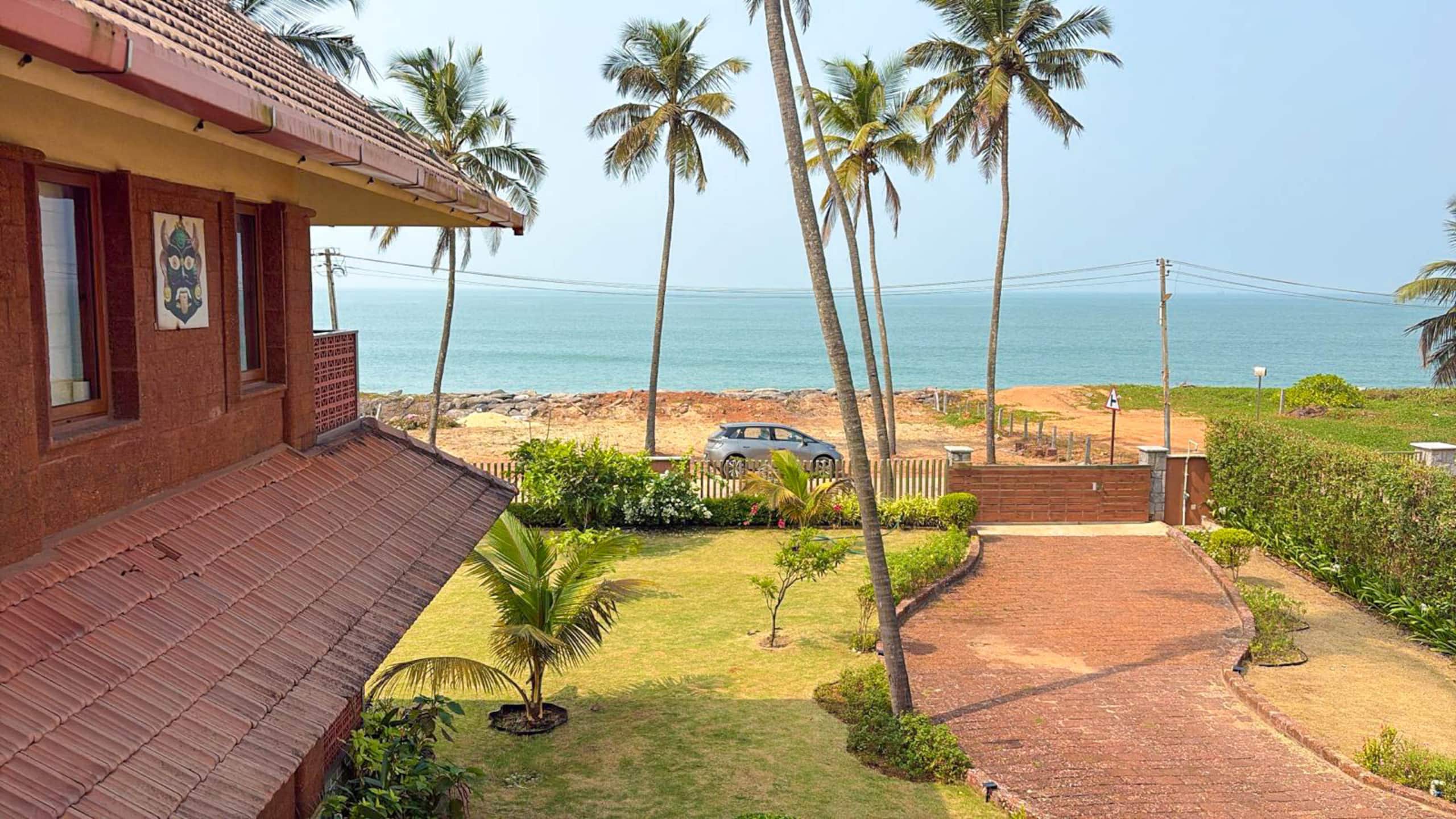 Lahari by Hireavilla - Chic 4BR Beachfront Villa 5
