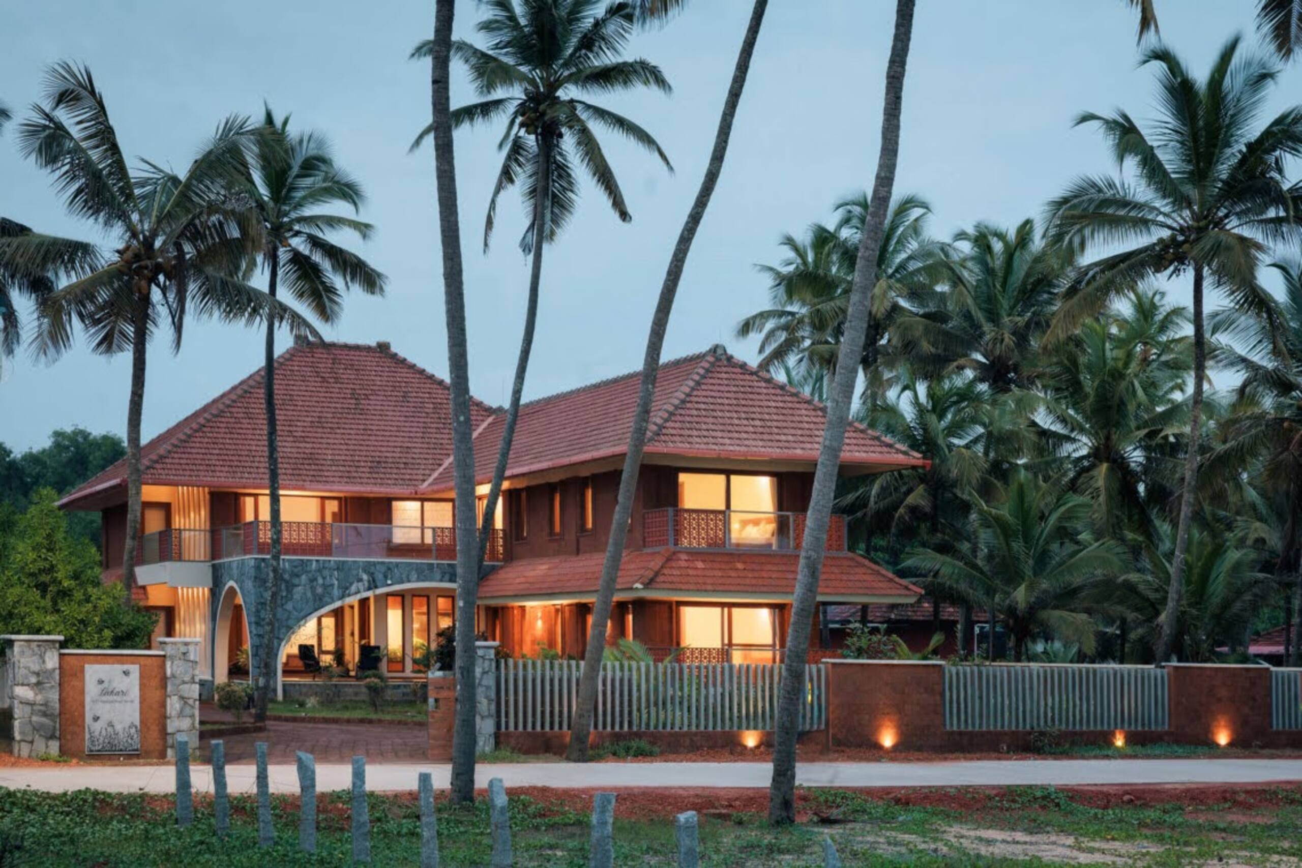 Lahari by Hireavilla - Chic 4BR Beachfront Villa